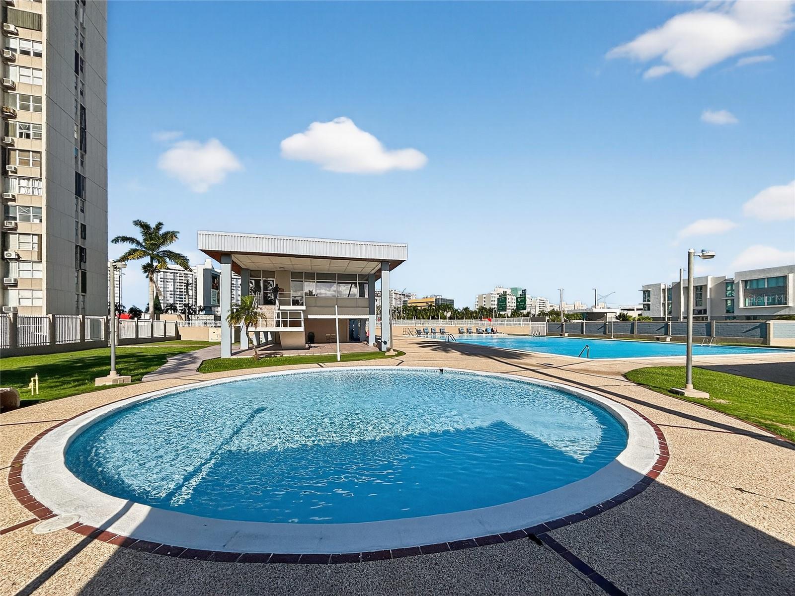 Apt 1704 COND. MUNDO FELIZ #1