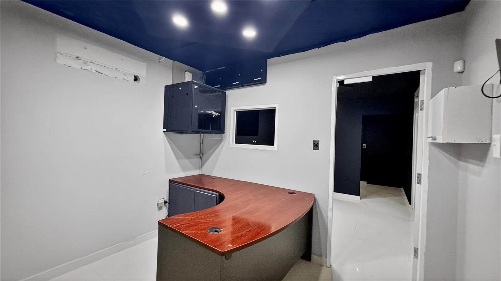 AVE. BOULEVARD MONROIG URB. LA ROSALEDA EA10