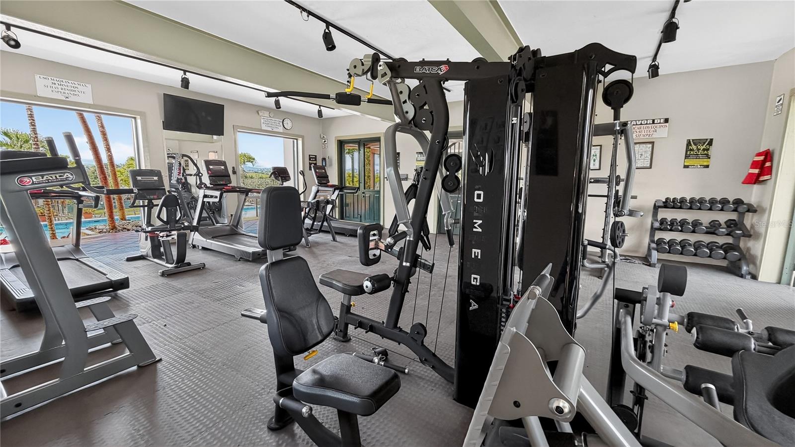 180 CAMINO DEL MONTE