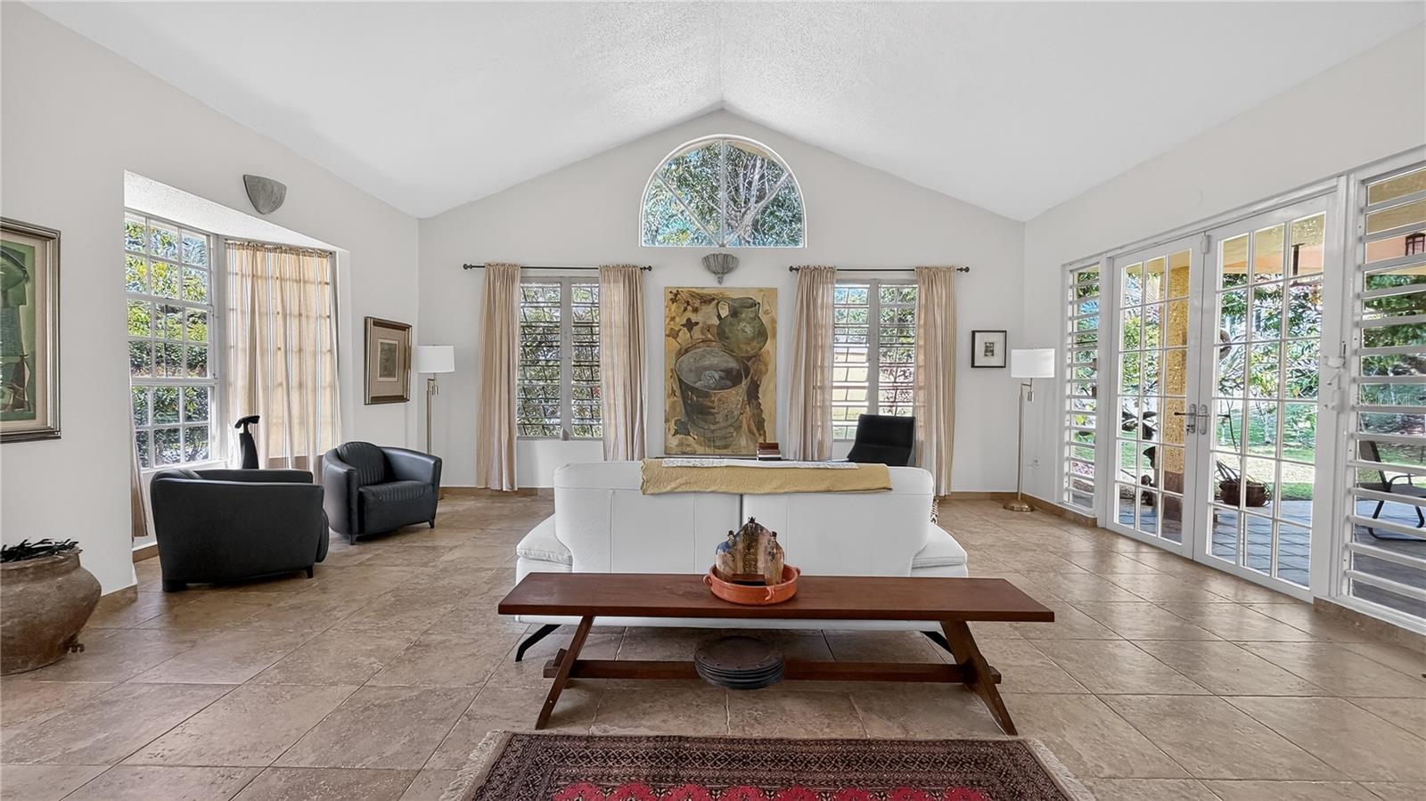 180 CAMINO DEL MONTE