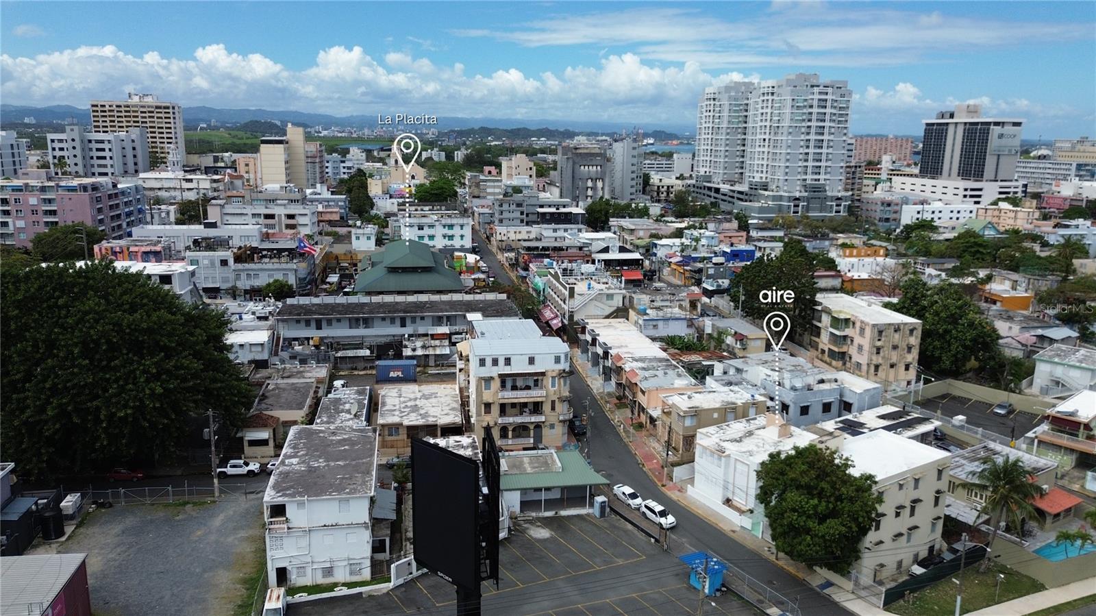 162 La Placita de Santurc DOS HERMANOS