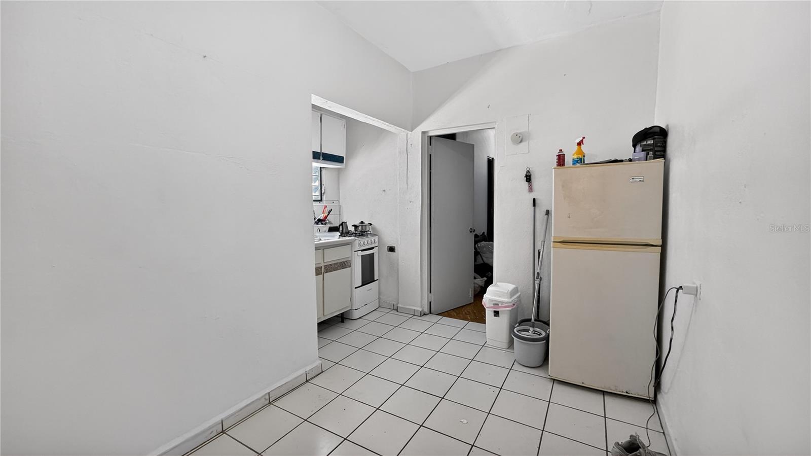 162 La Placita de Santurc DOS HERMANOS