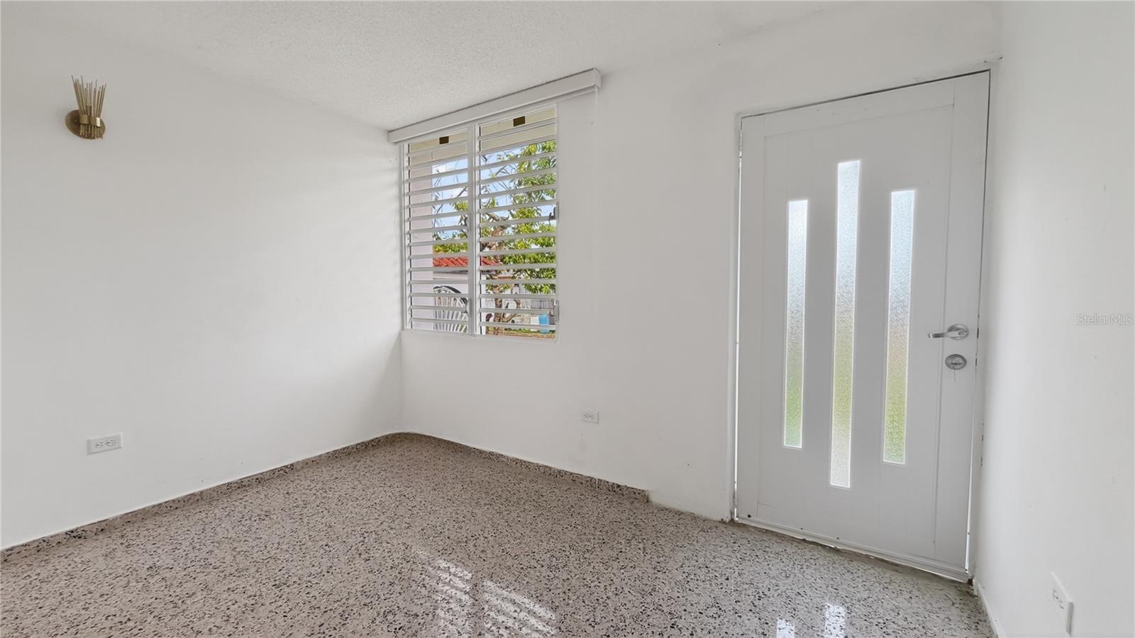 14-E BRISAS DEL MAR