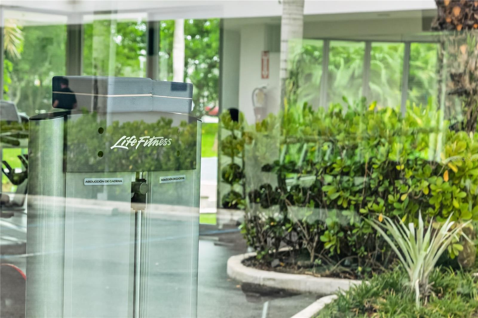 110 CENTRAL PARK, RIVIERA VILLAGE