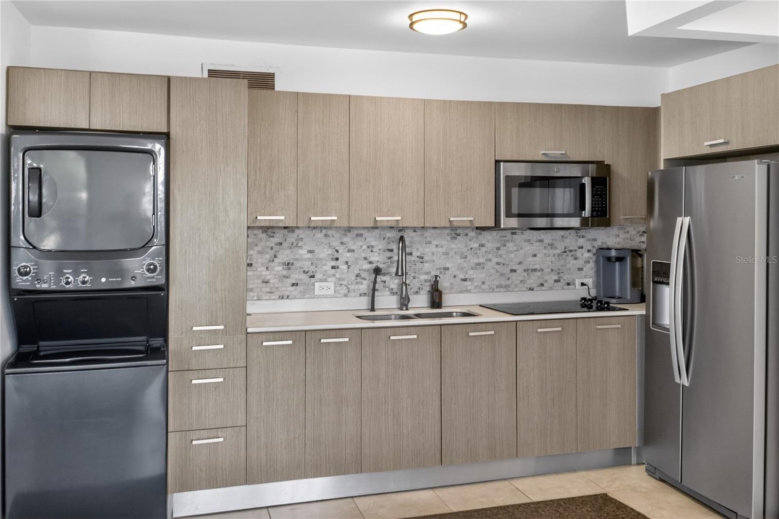 85 AVENIDA MAYAGÜEZ #Apt 105