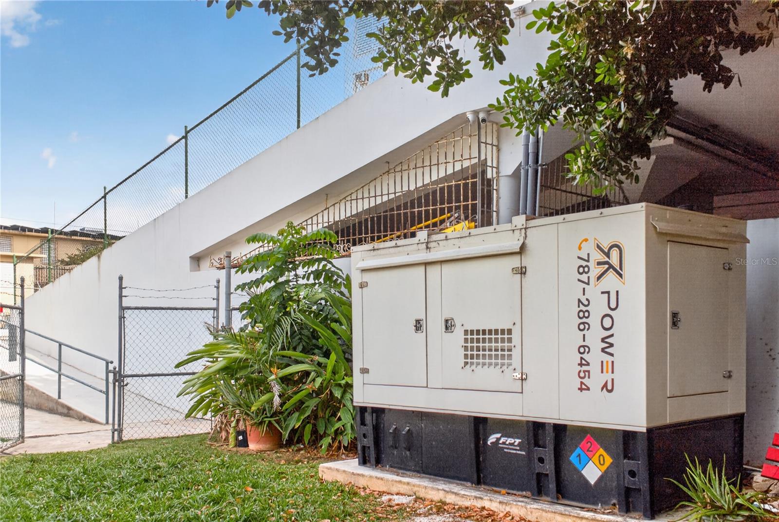 85 AVENIDA MAYAGÜEZ #Apt 105