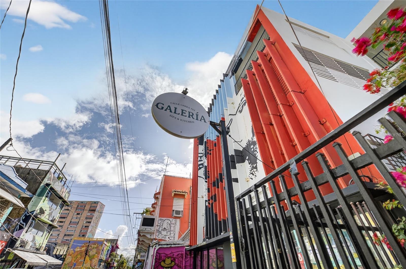 722 CALLE CERRA