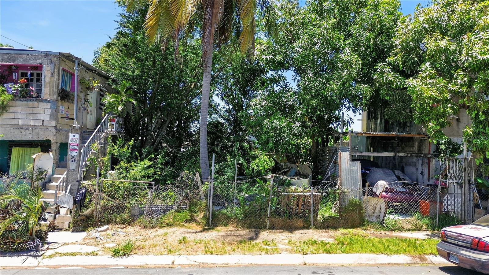 11 ST. EXT. JARDINES DE PALMAREJO, V-20