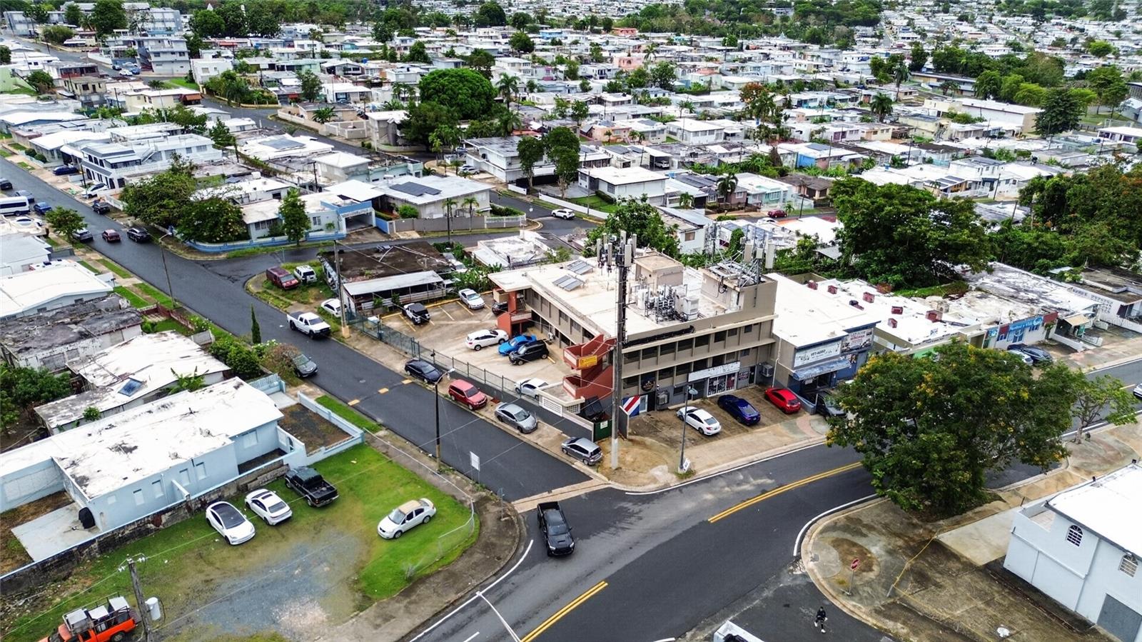 1 HNAS DAVILA, BETANCES ESQ A D