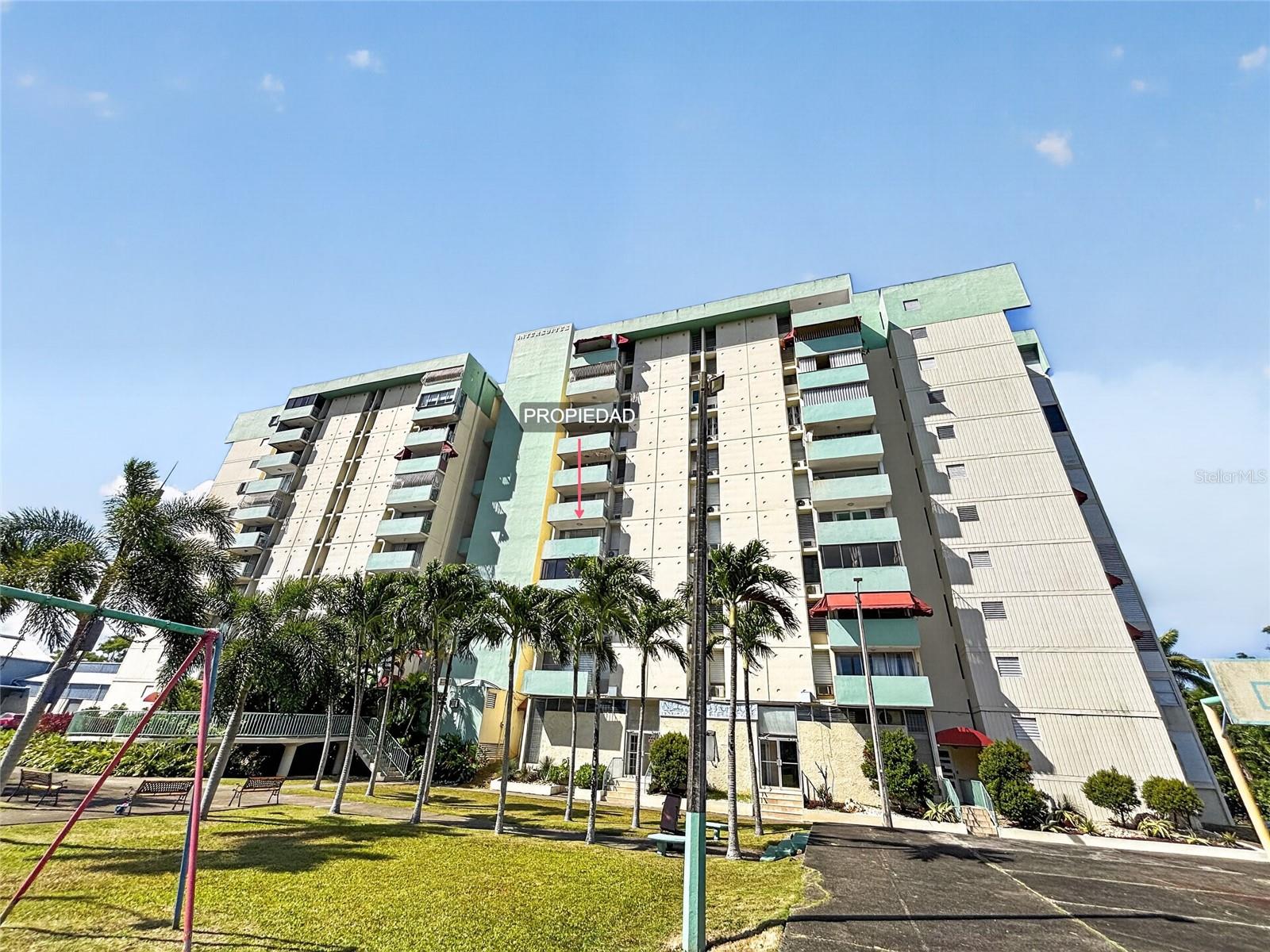 K CONDOMINIO INTERSUITES #APT 5