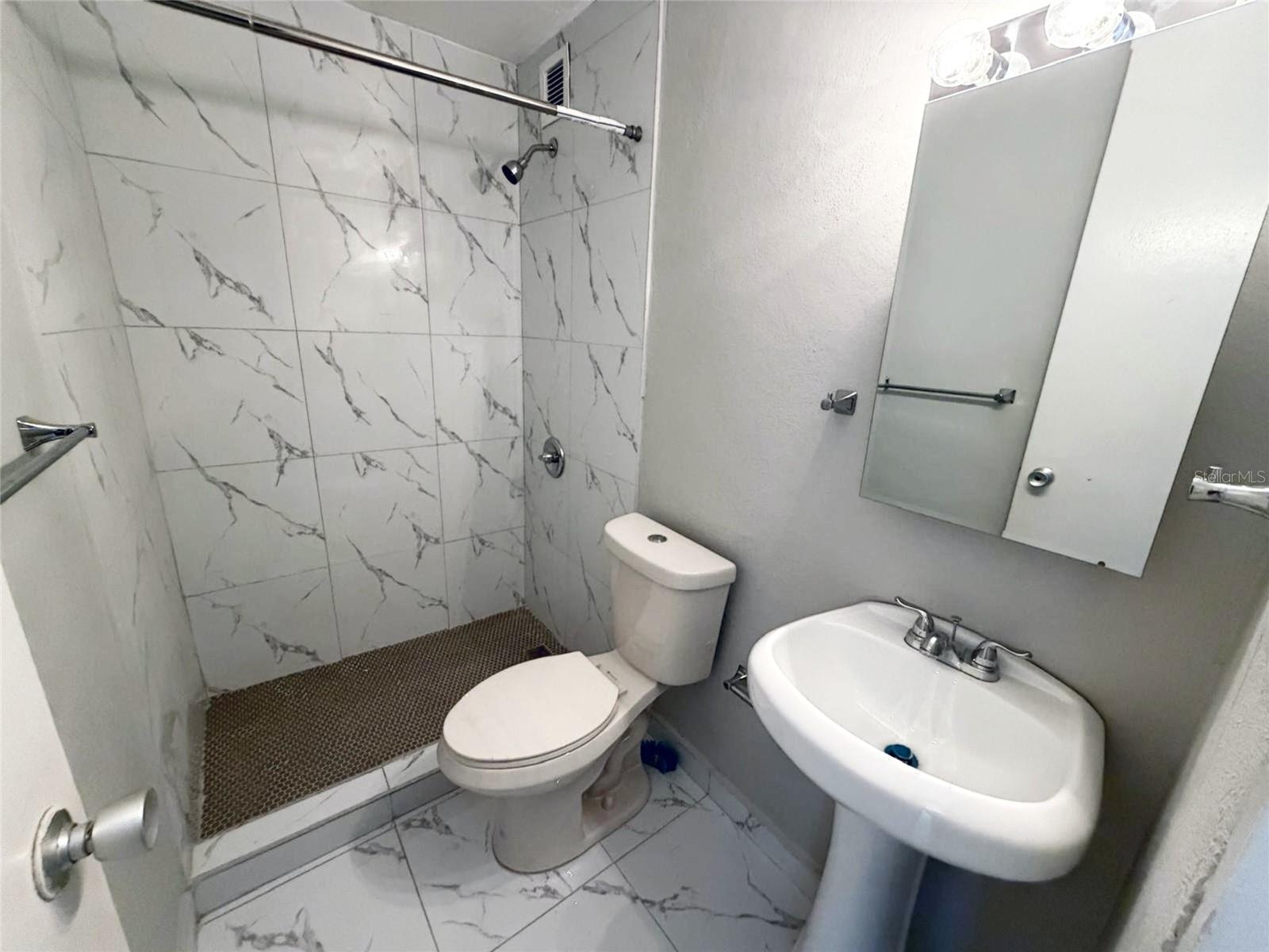 444 CONDOMINIO DE DIEGO #1503