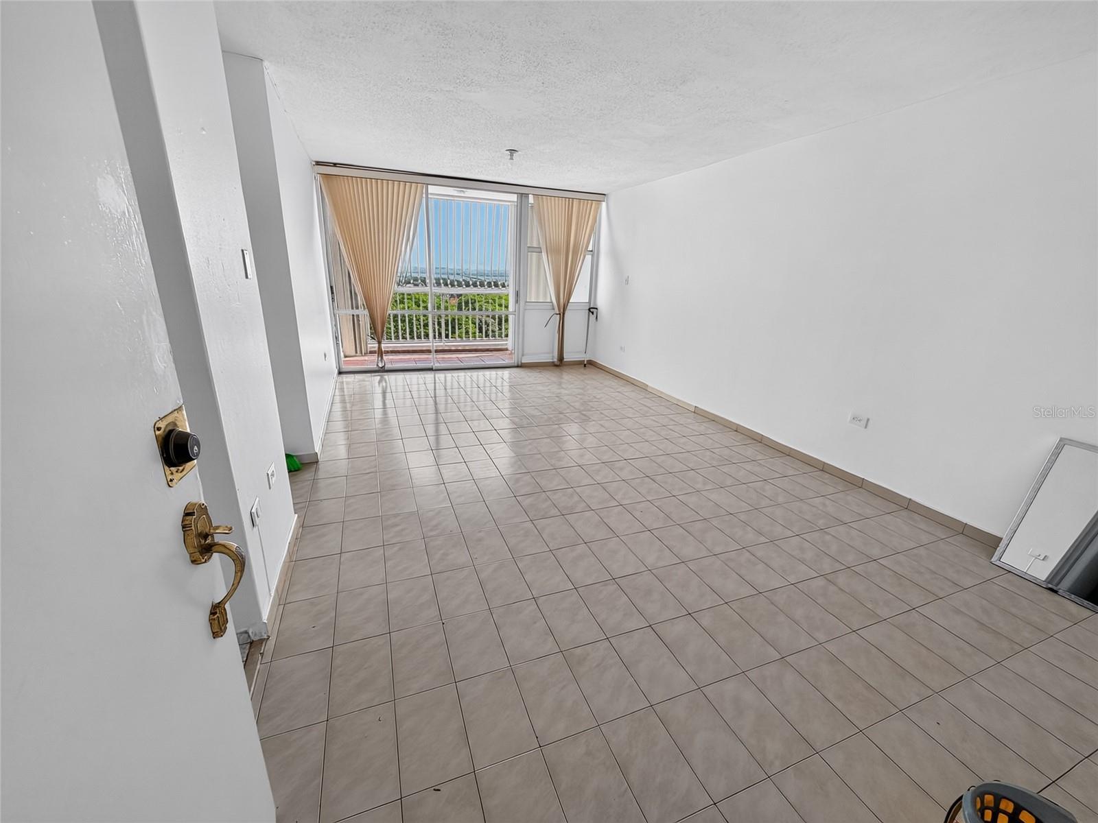 444 CONDOMINIO DE DIEGO #1503