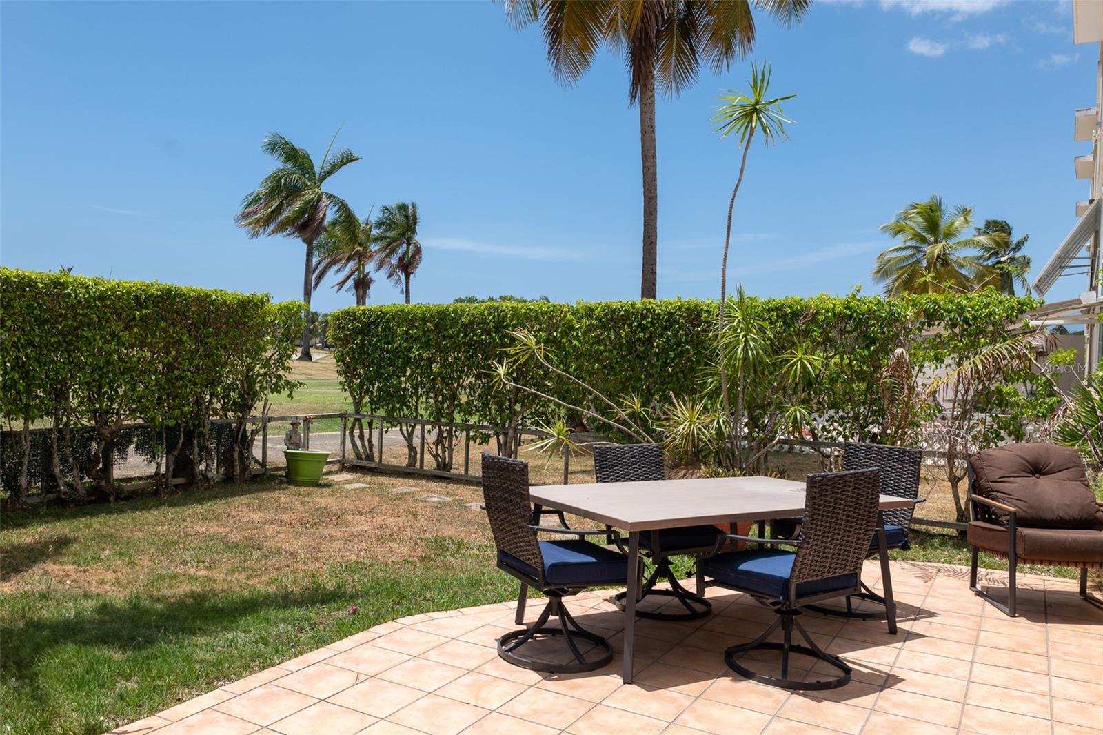 91 VILLAS DE GOLF EAST