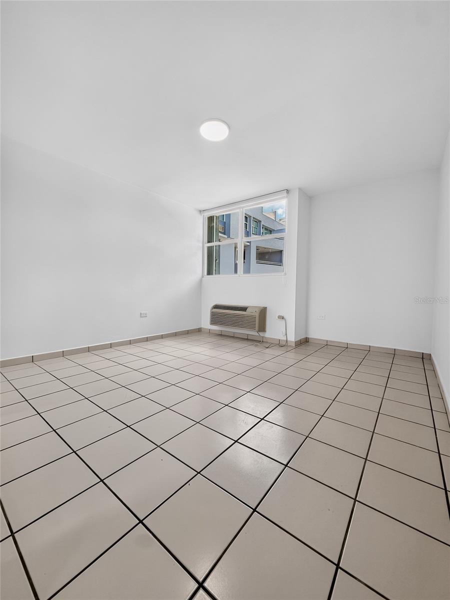 833 CONDOMINIO LINCOLN PARK #Apt 7H