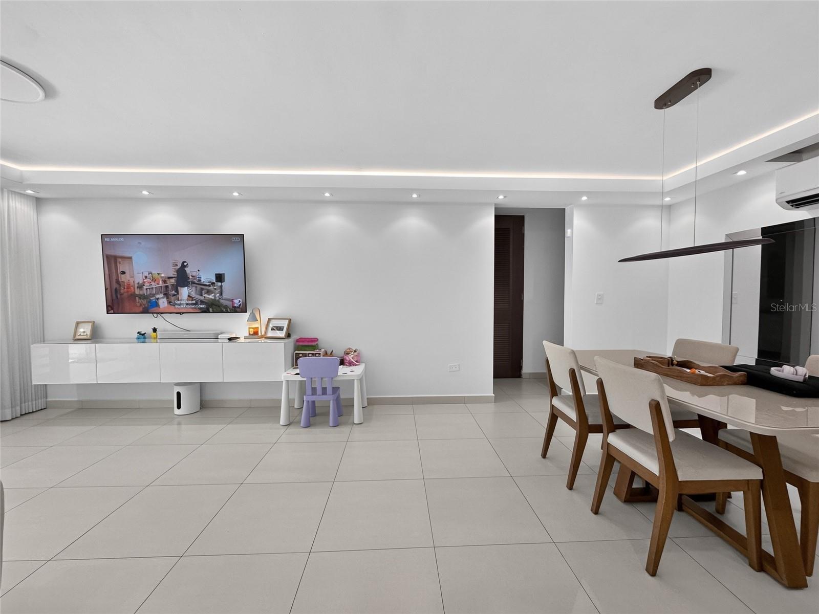 5-J CONDOMINIO GRANADA PARK