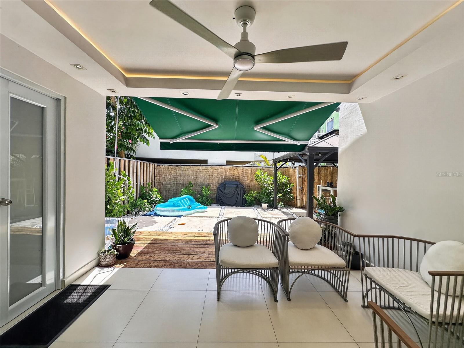 5-J CONDOMINIO GRANADA PARK