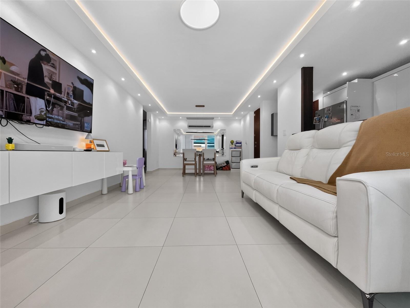 5-J CONDOMINIO GRANADA PARK