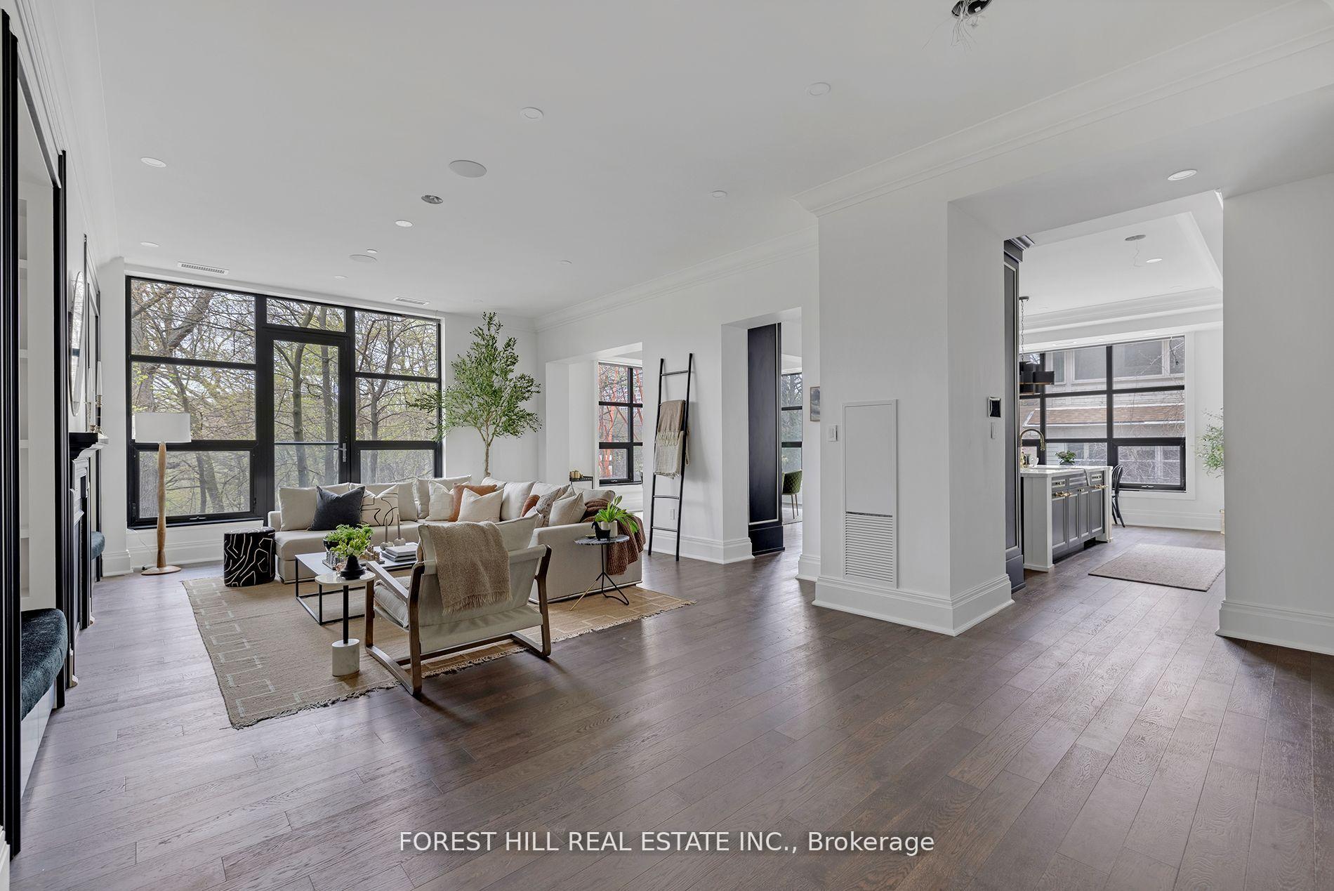 200 Russell Hill Road 303