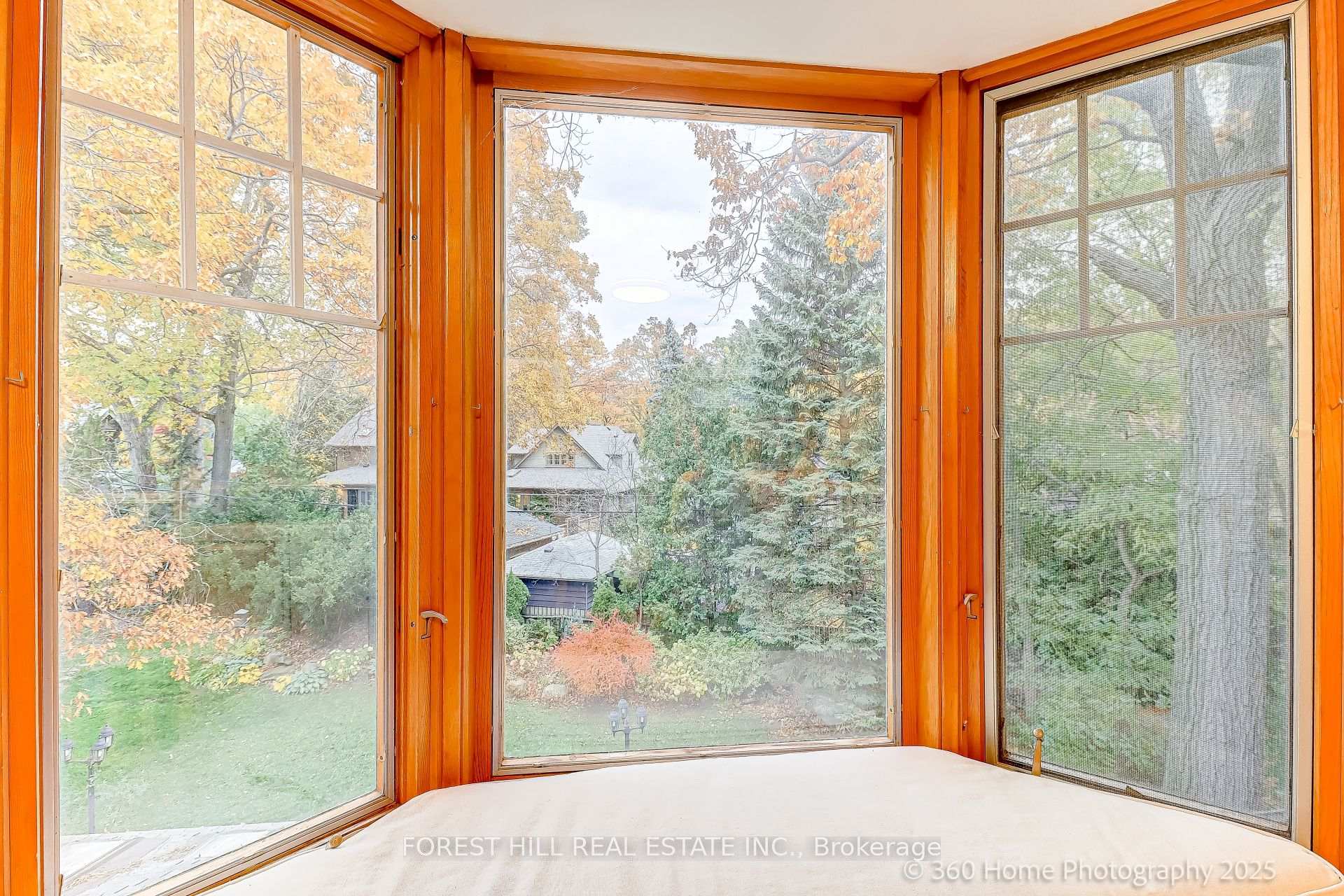91 Braemore Gardens