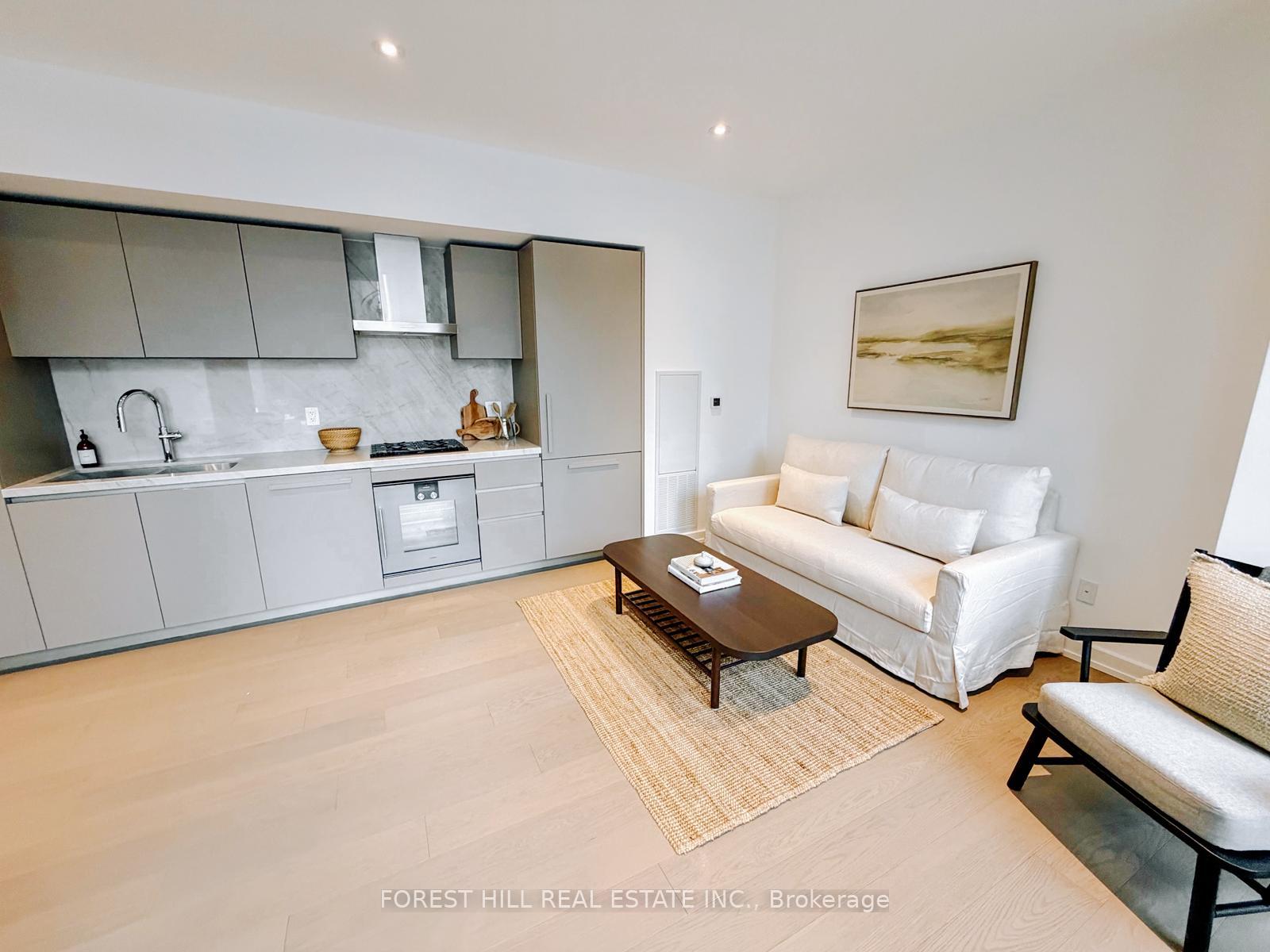 1315 Bay Street 601