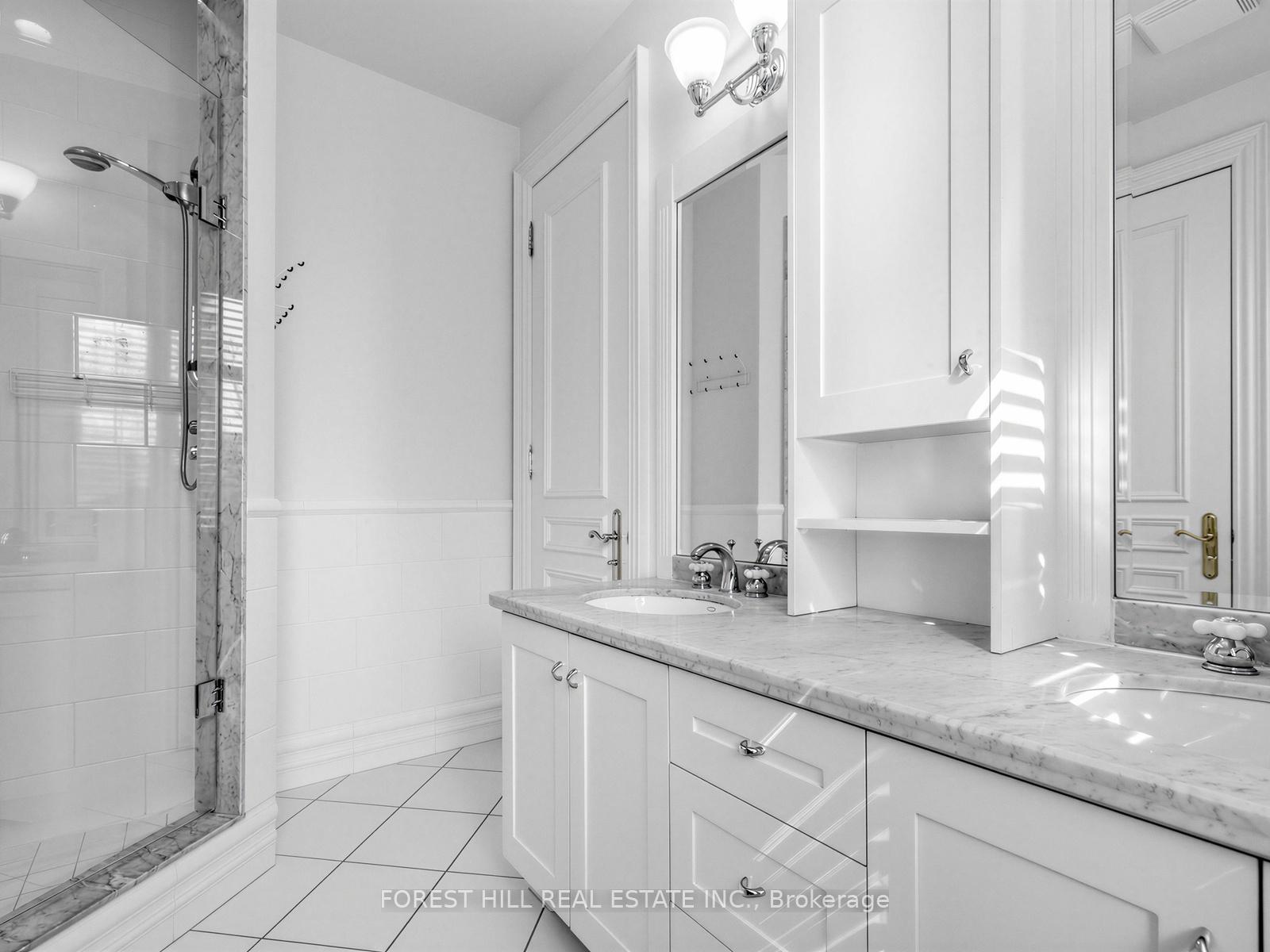 8 Colvestone Road, Toronto