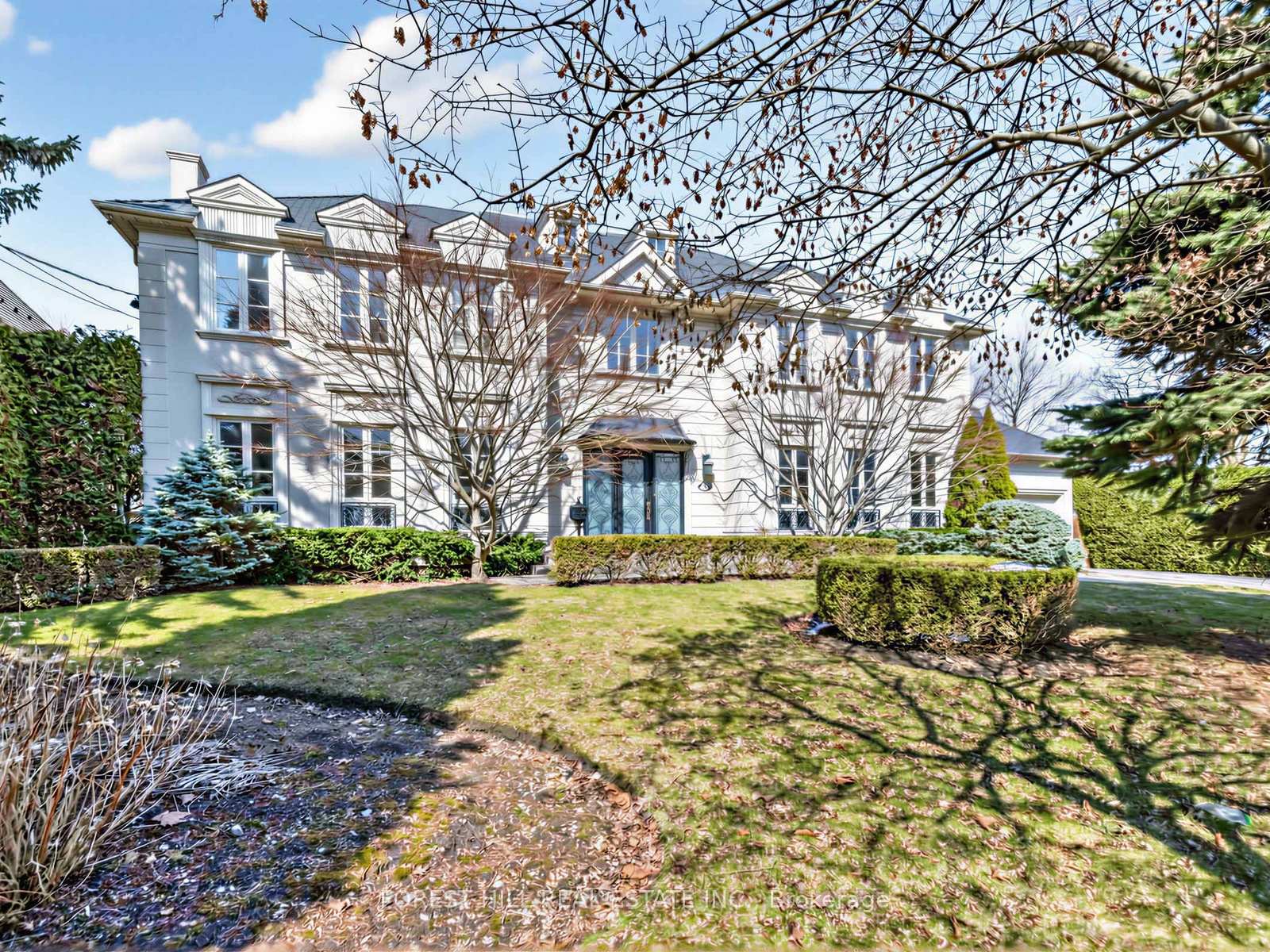 8 Colvestone Road, Toronto
