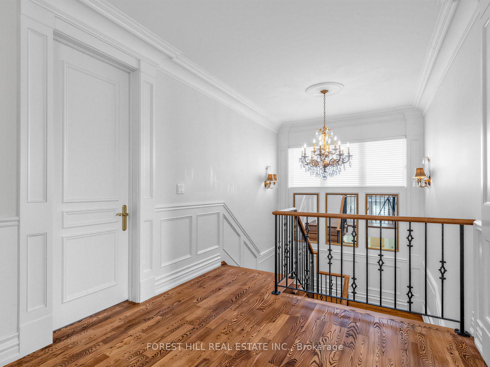 8 Colvestone Road, Toronto
