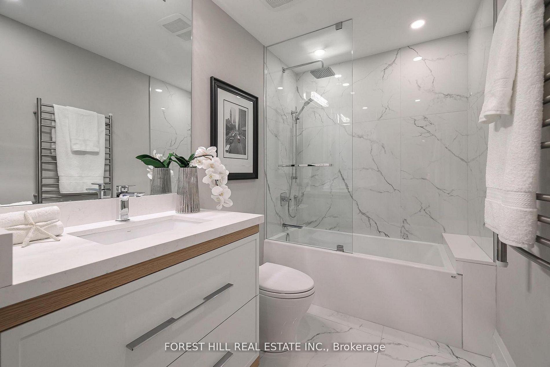 342 Spadina Road 301