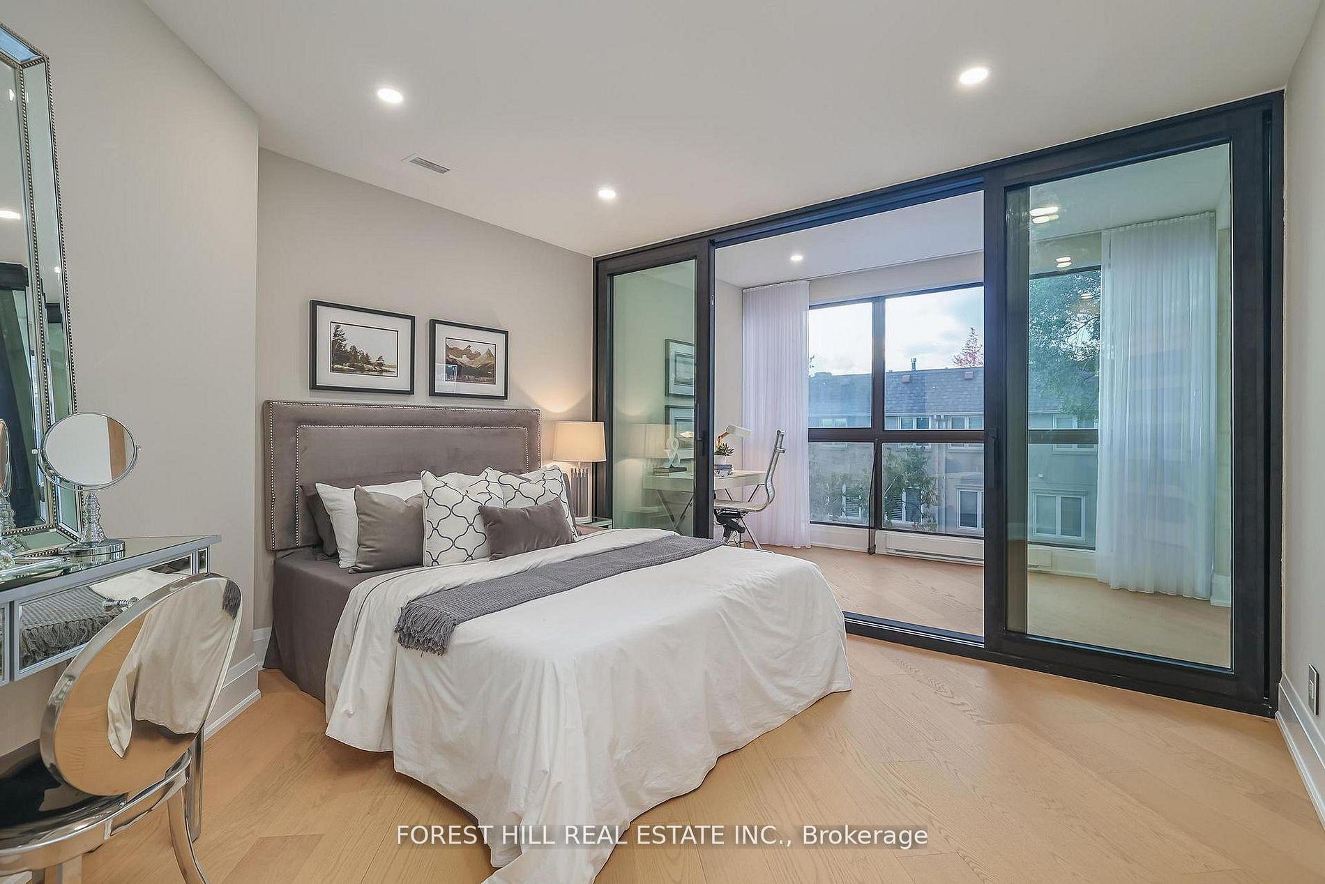 342 Spadina Road 301
