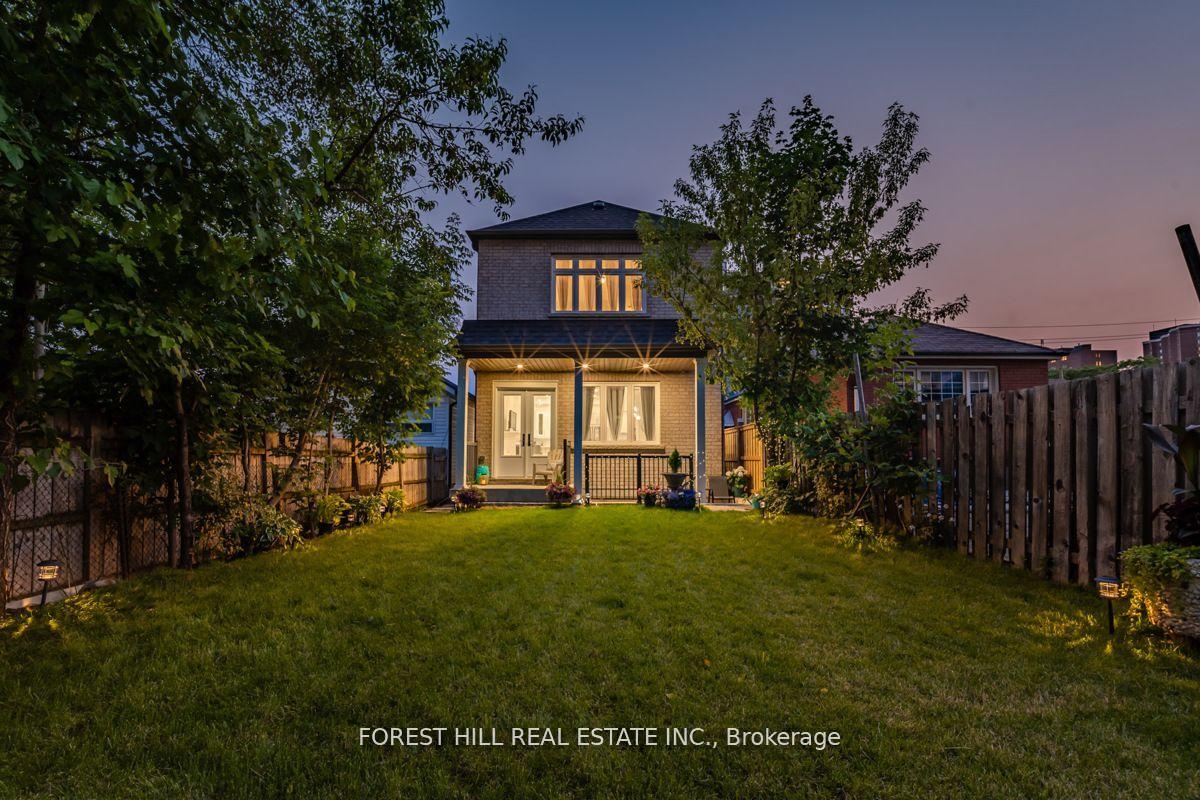 611 Northcliffe Boulevard