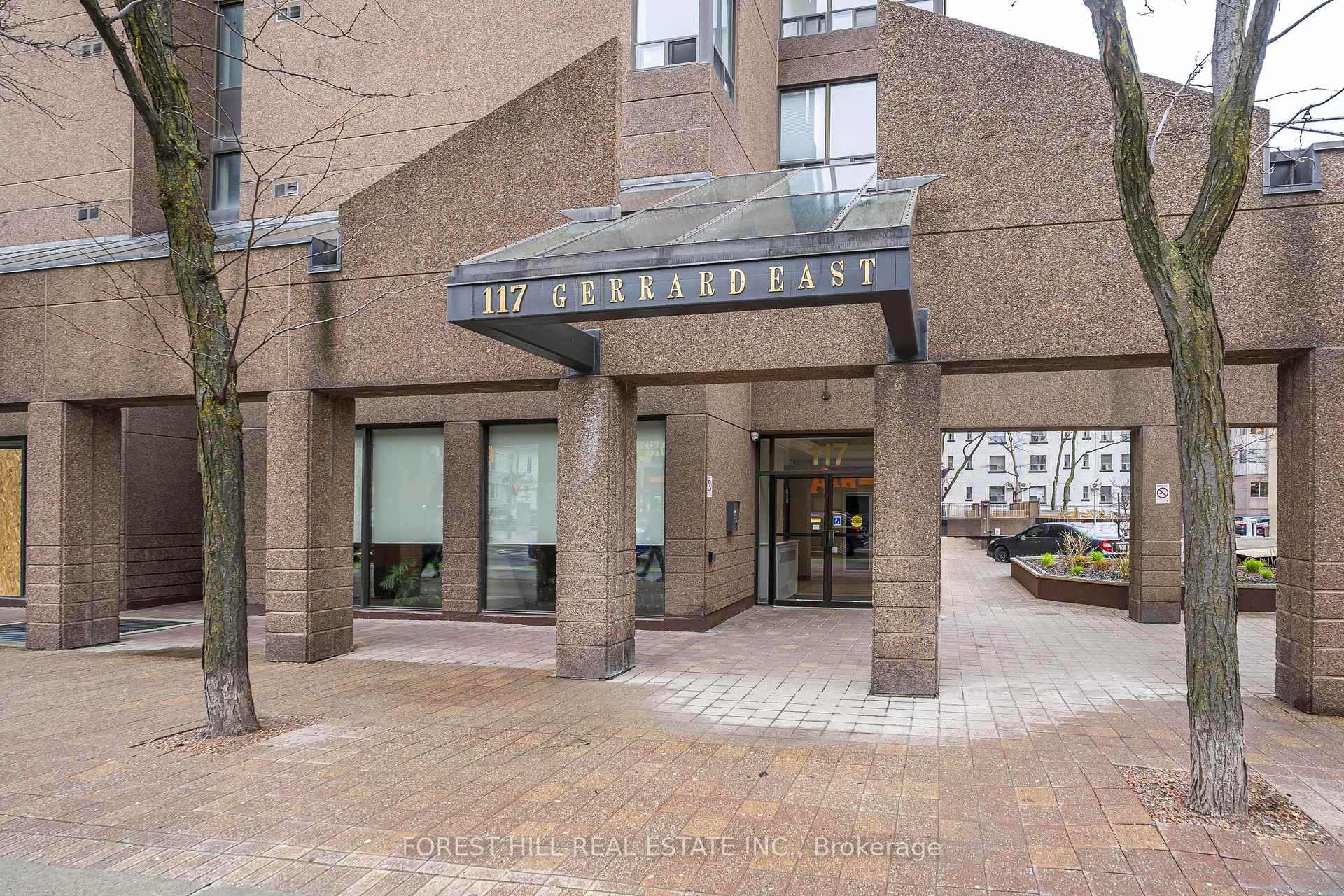 117 Gerrard Street E 903