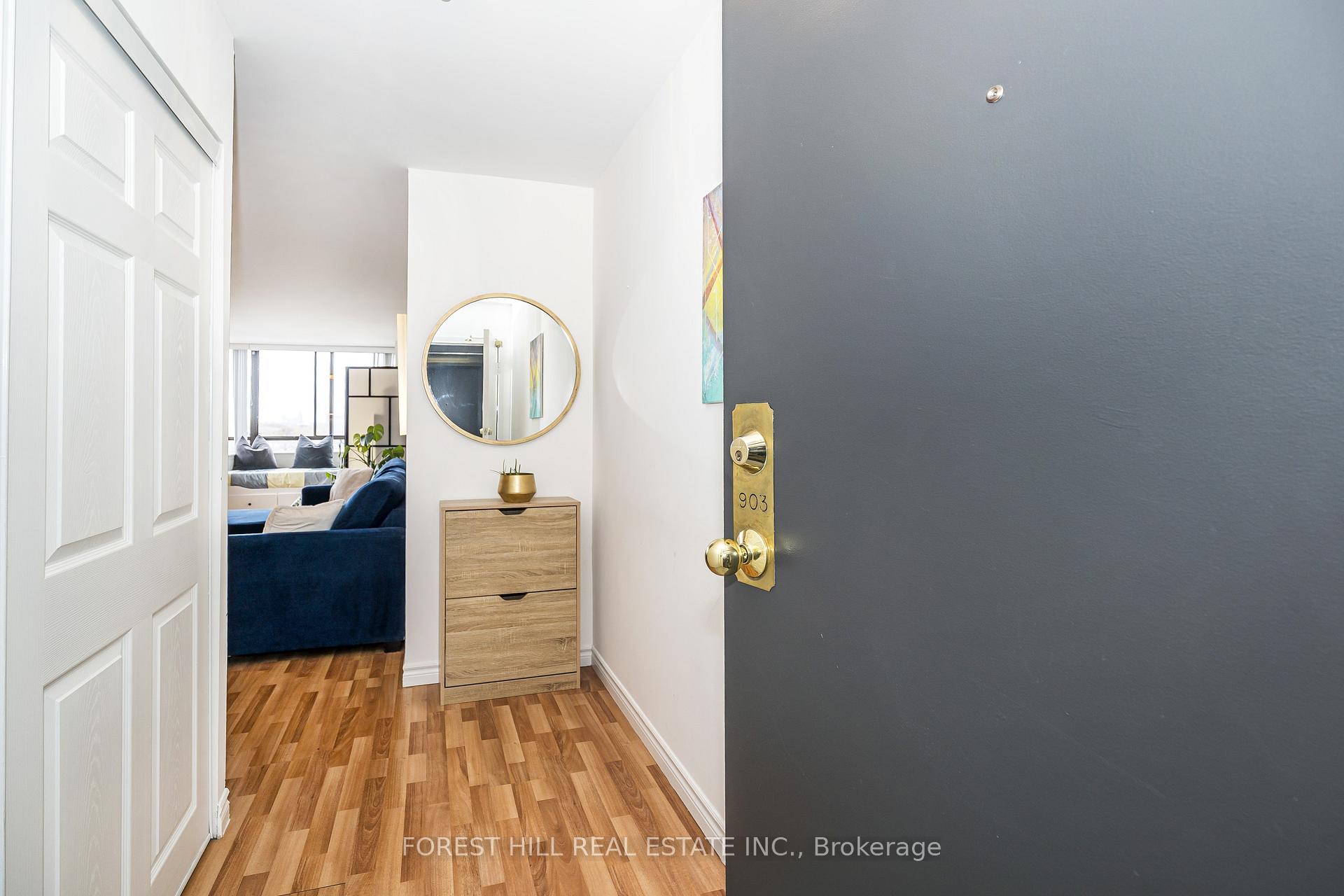 117 Gerrard Street E 903