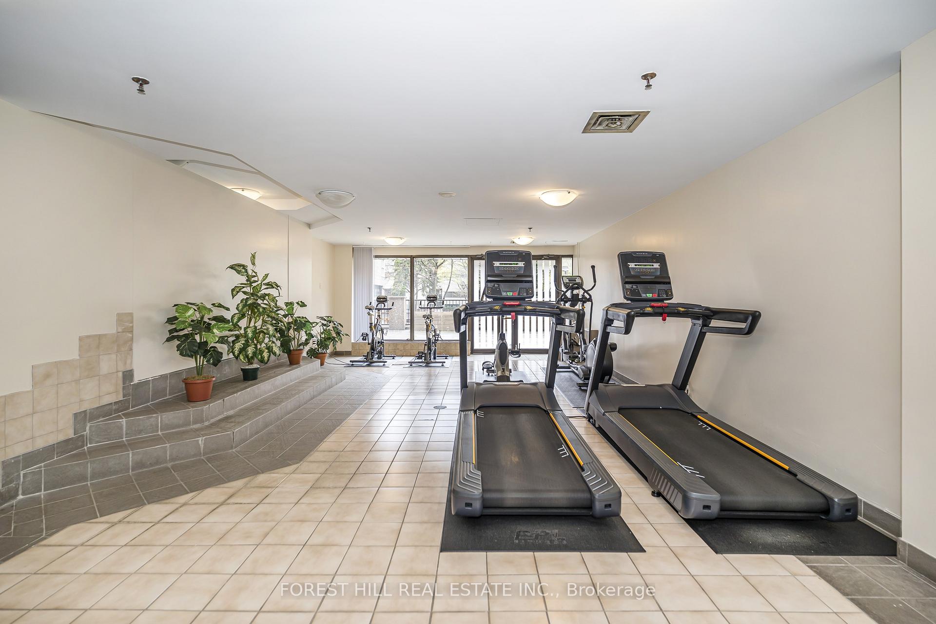 117 Gerrard Street E 903