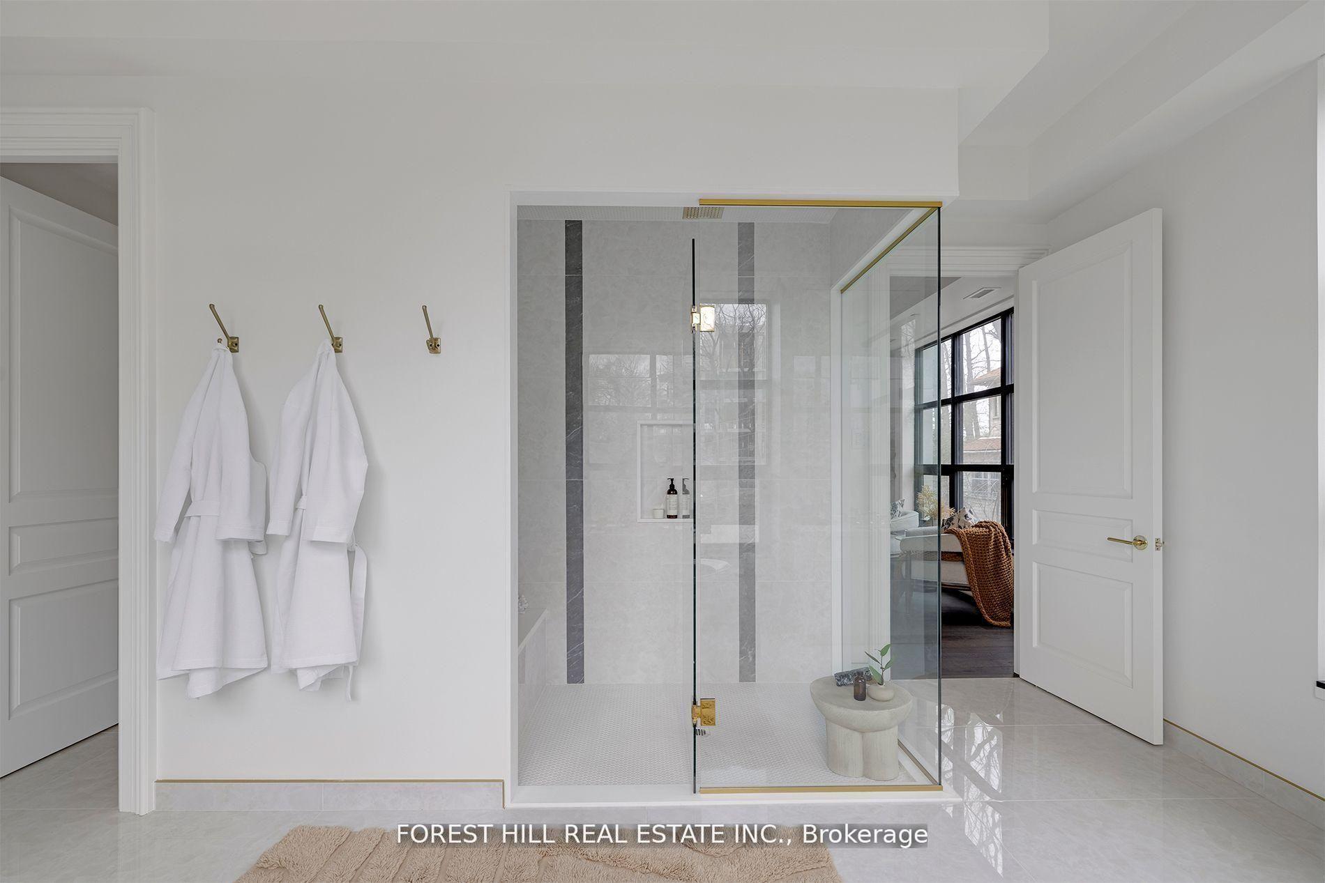 200 Russell Hill Road 303