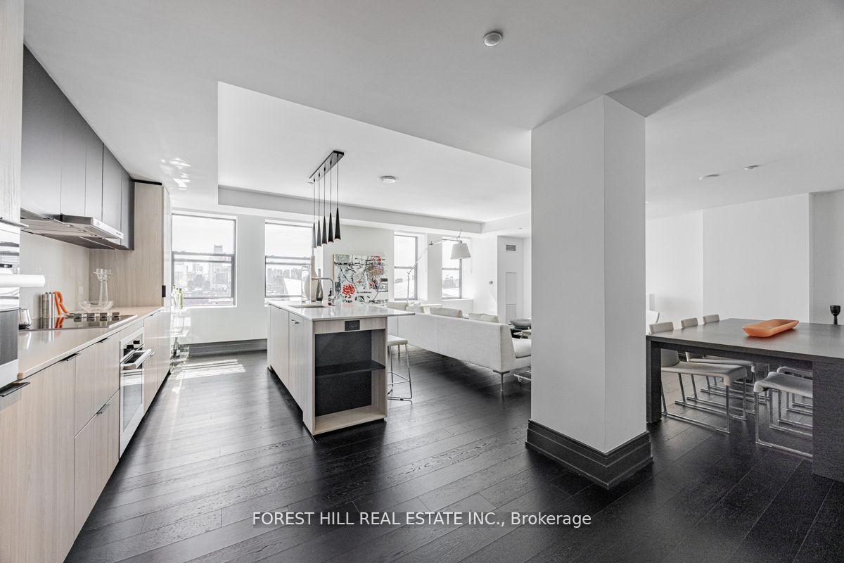 2 Avenue Road 1505