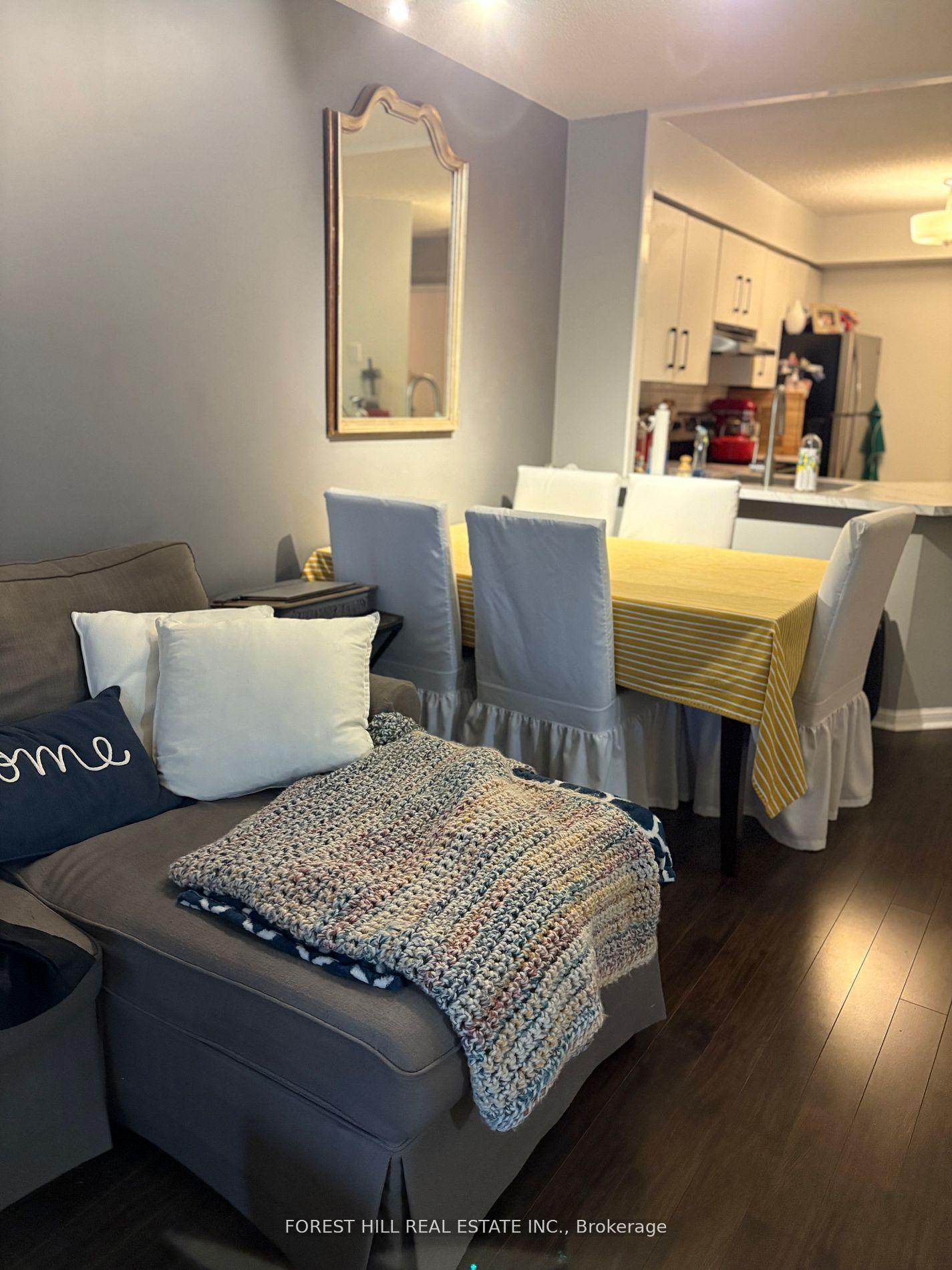 24 Wellesley Street W 803
