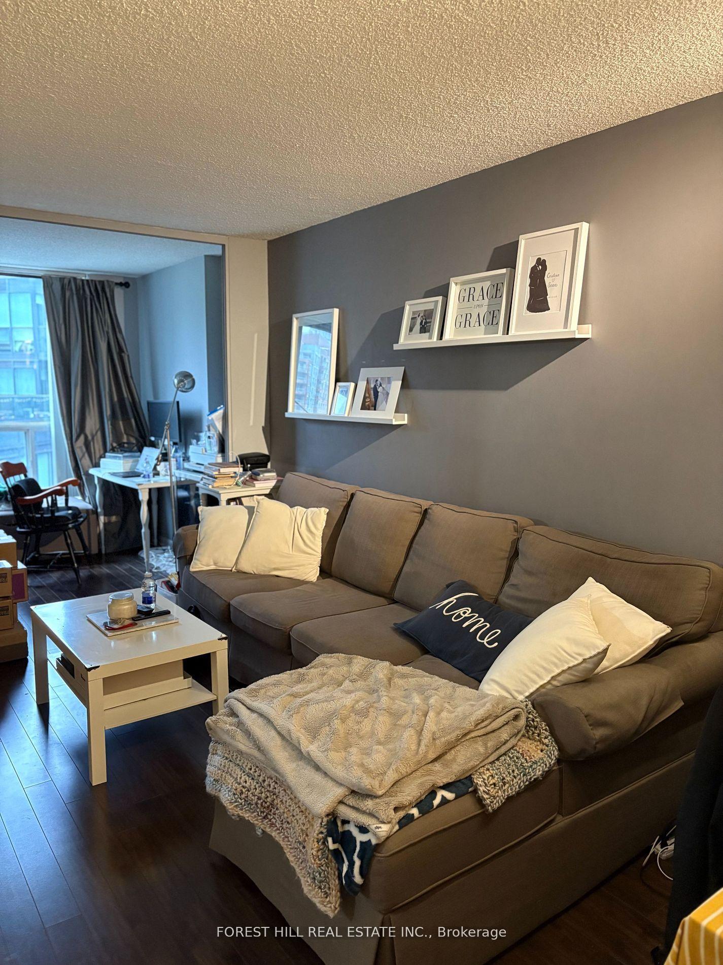 24 Wellesley Street W 803