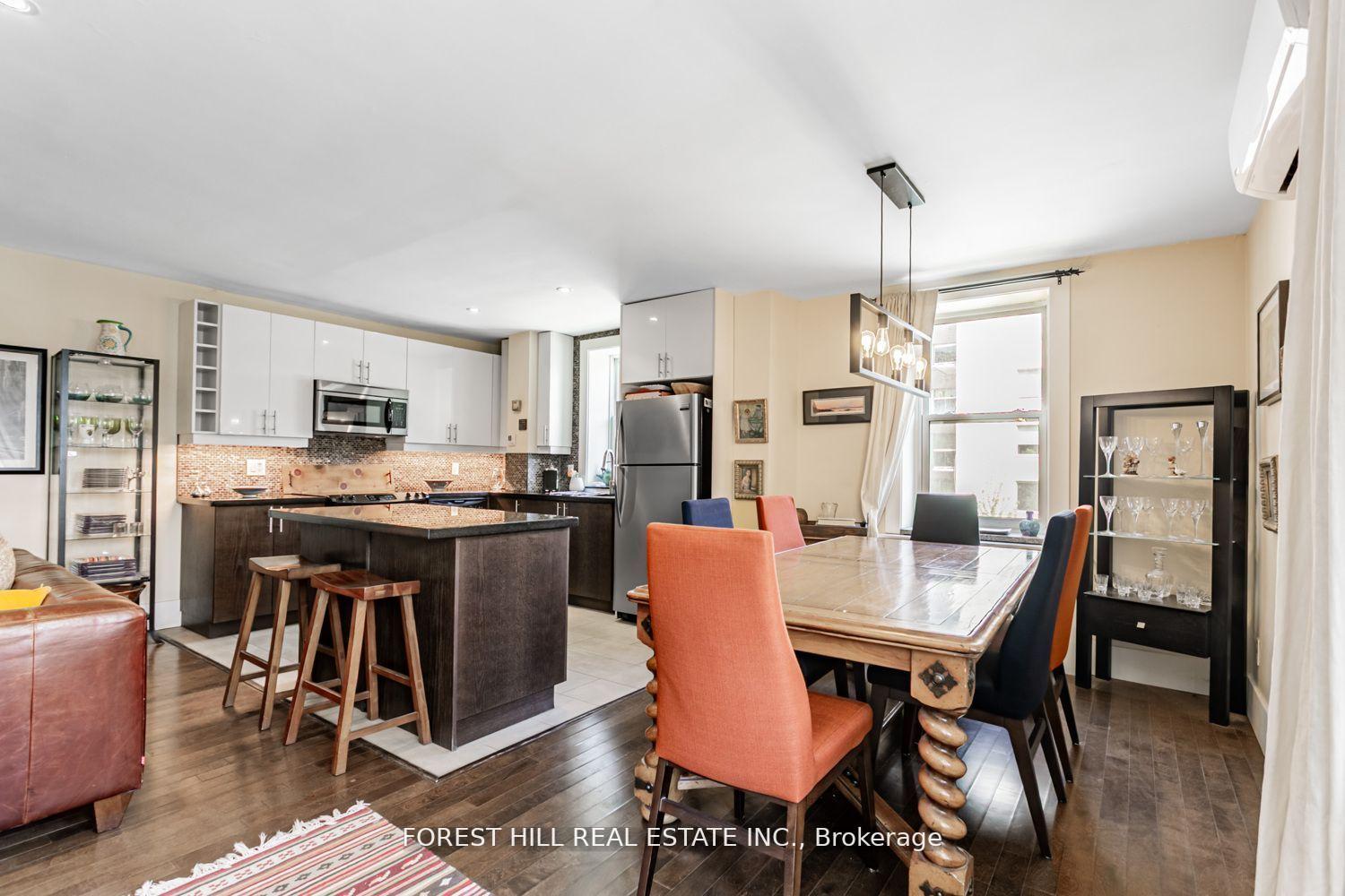 2603 Bathurst Street 208