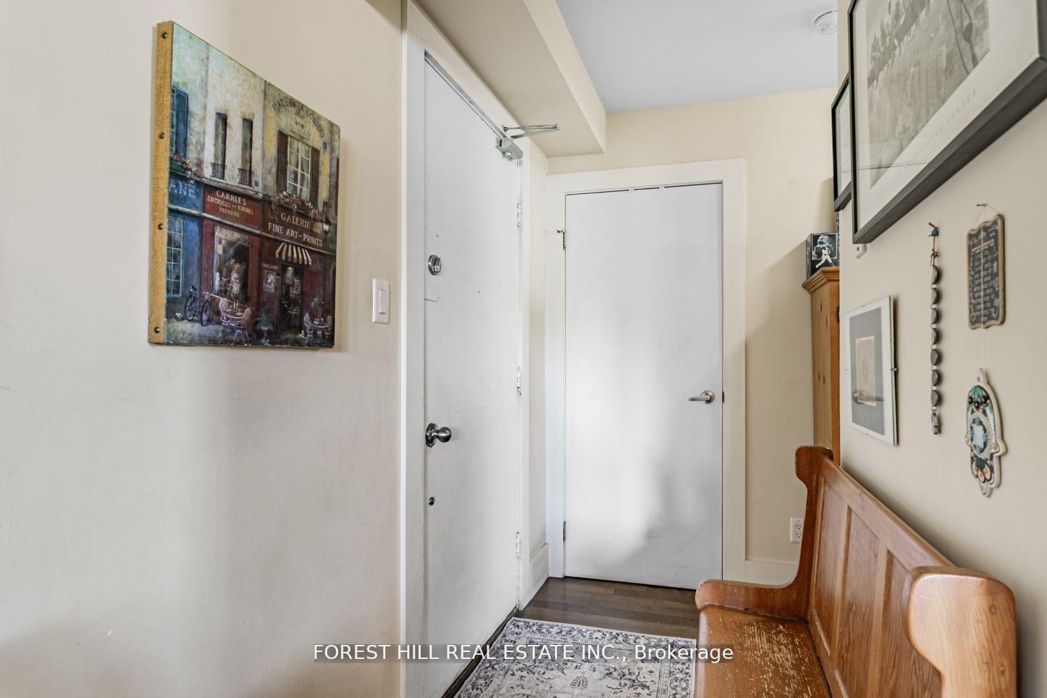 2603 Bathurst Street 208