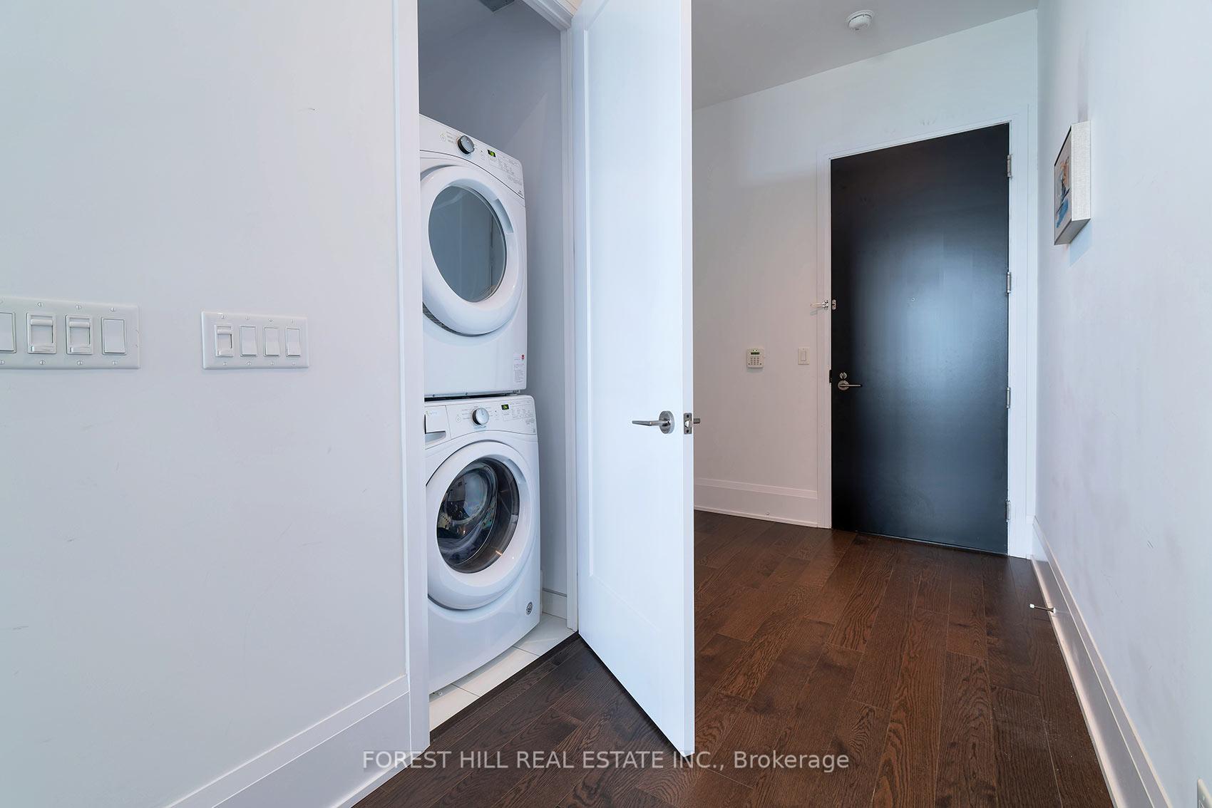 101 Erskine Avenue PH12