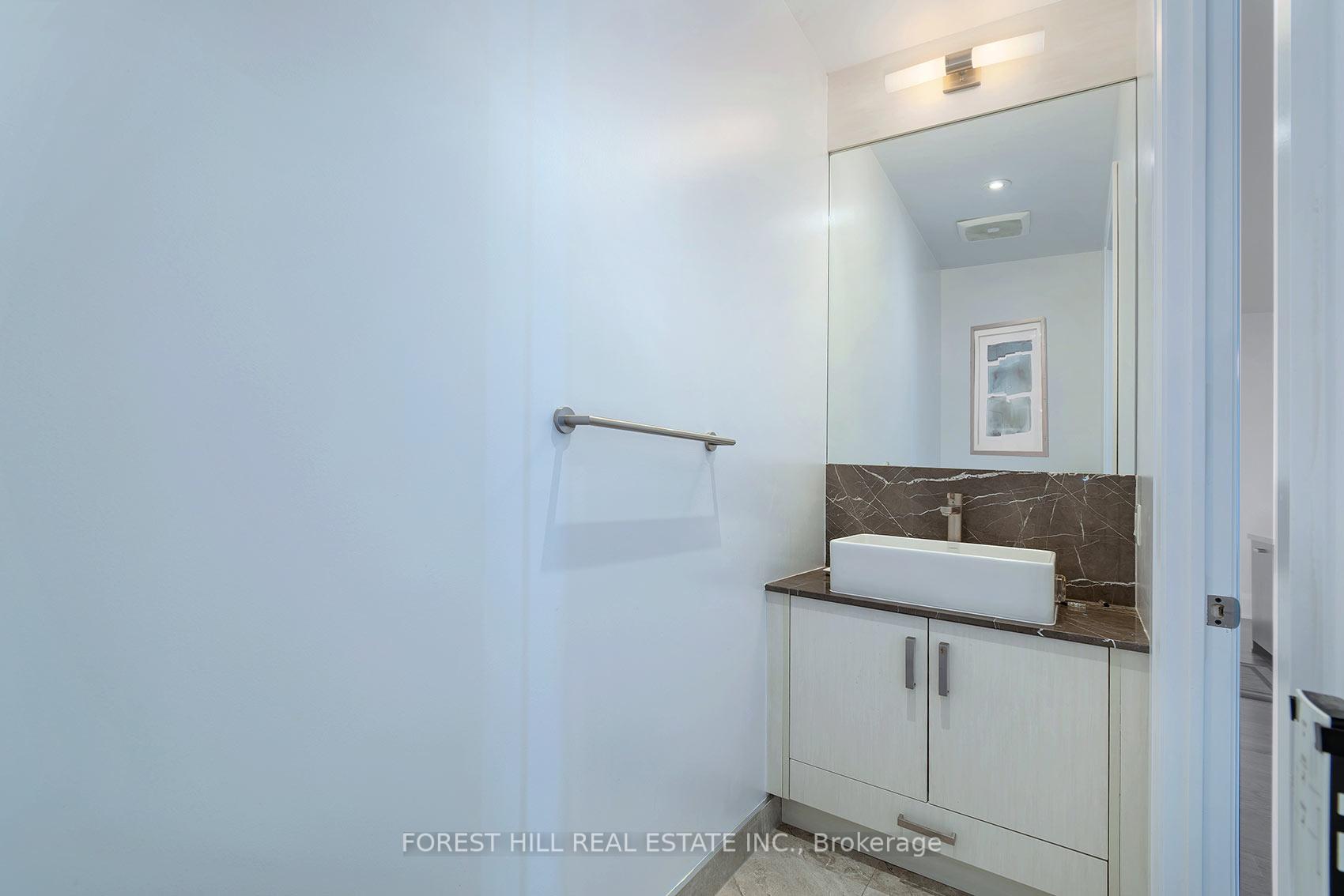 101 Erskine Avenue PH12