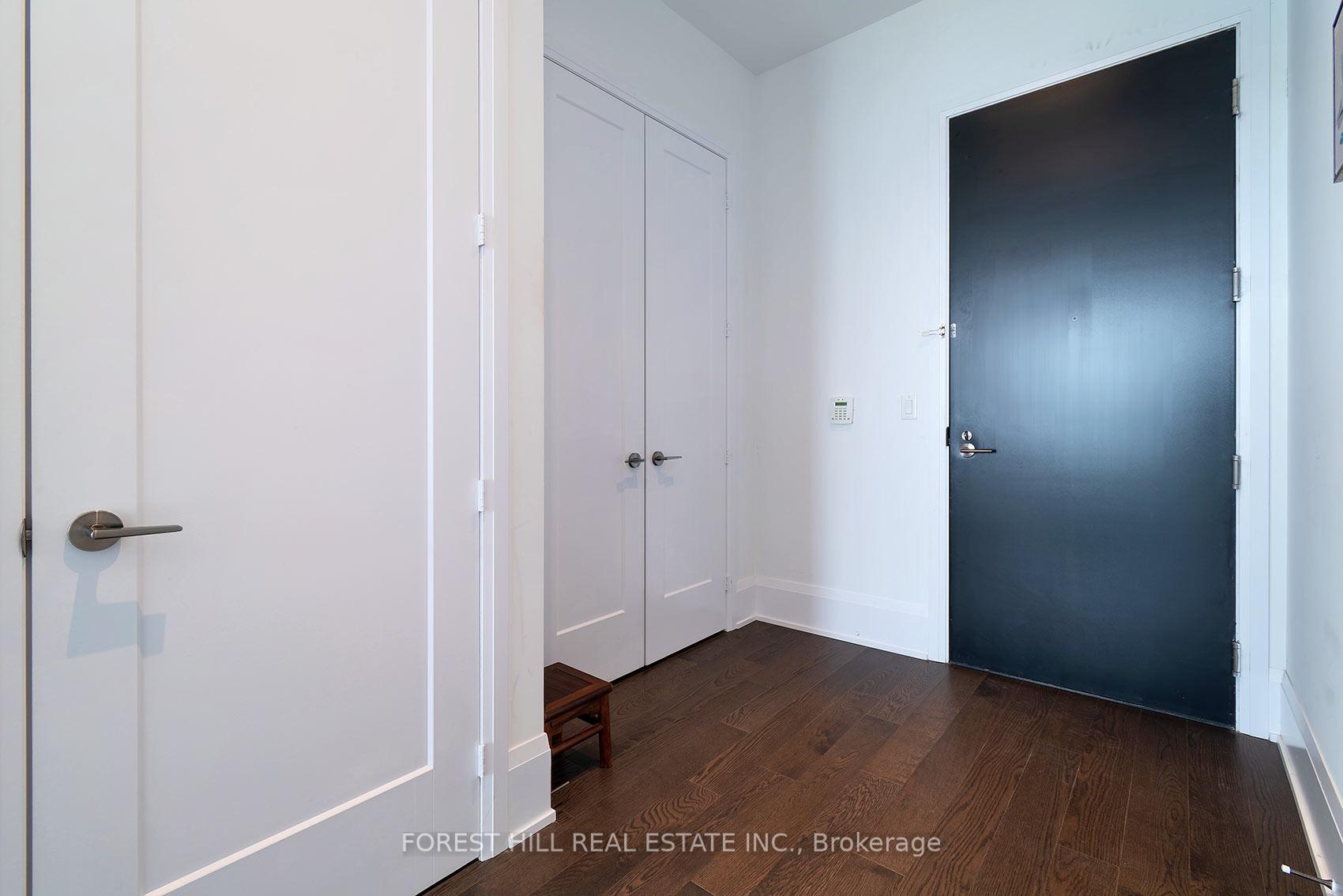 101 Erskine Avenue PH12