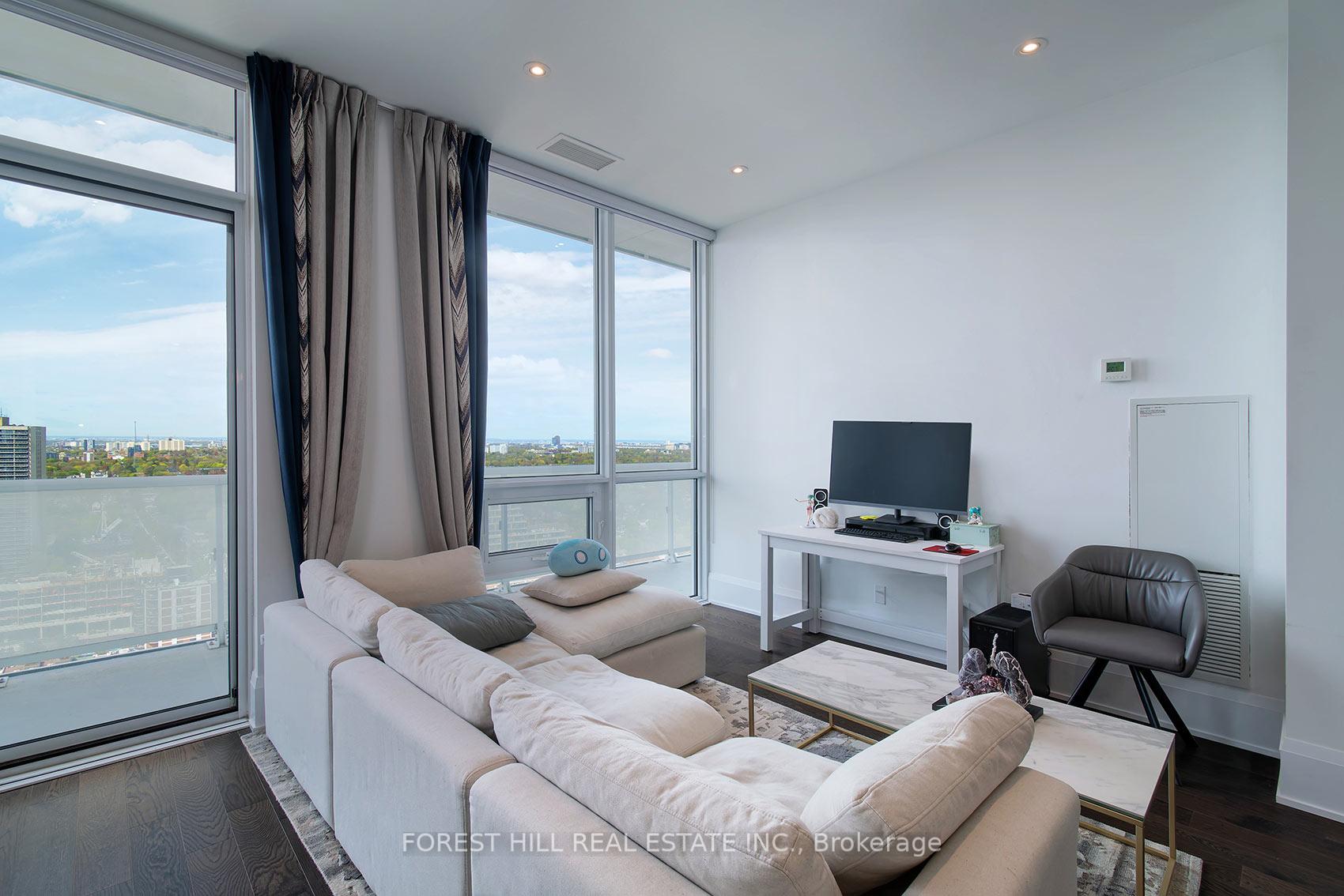 101 Erskine Avenue PH12