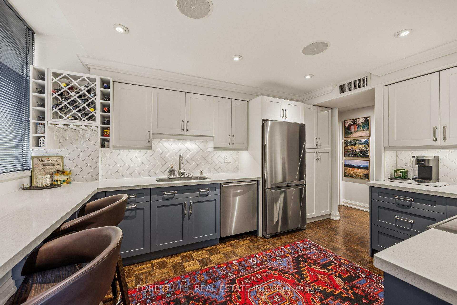 616 Avenue Road 402