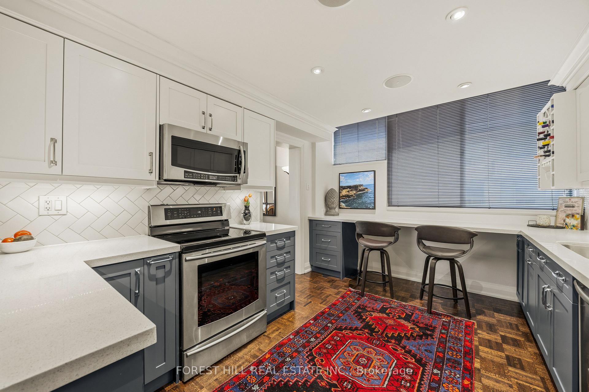 616 Avenue Road 402