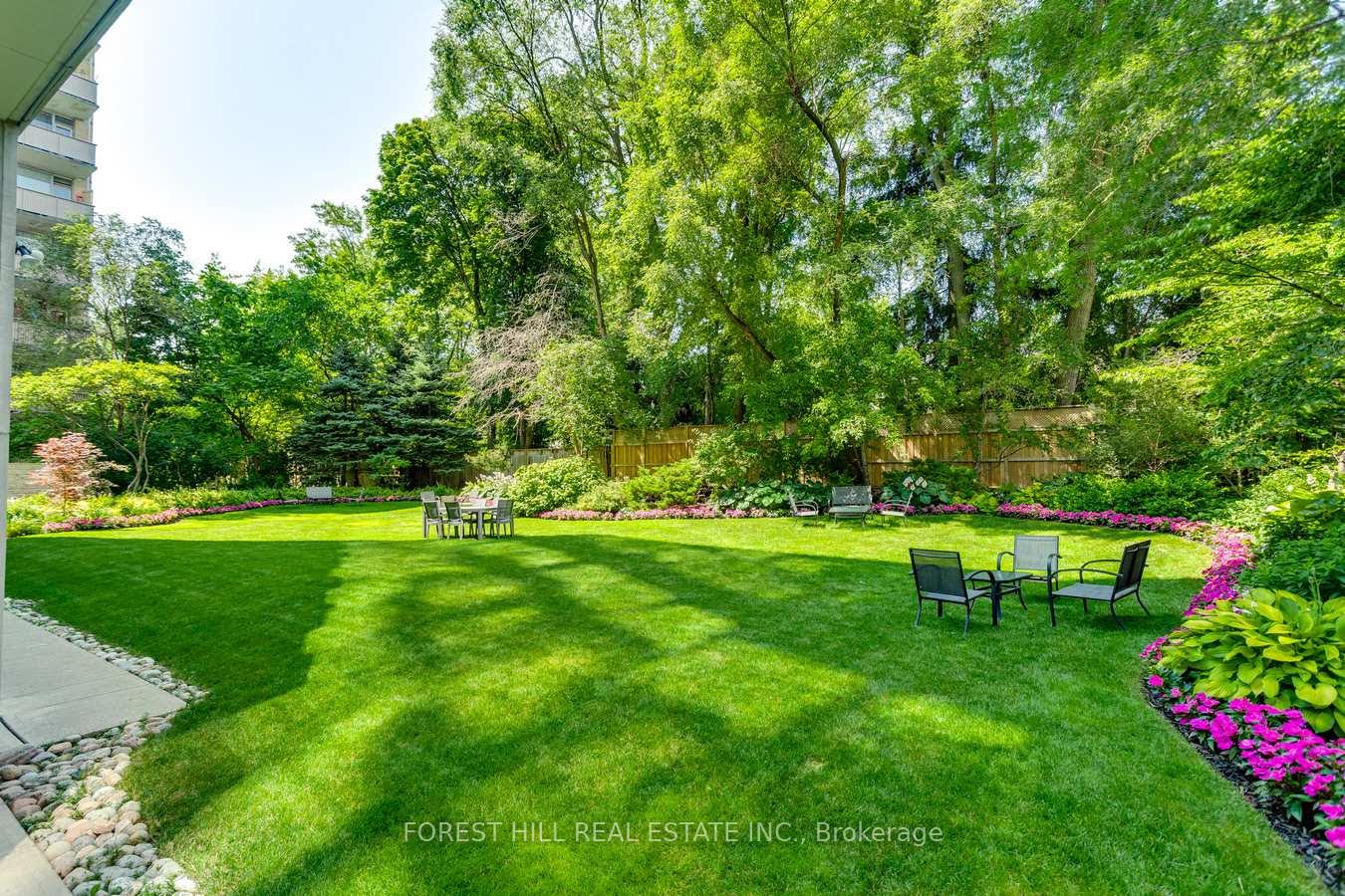 616 Avenue Road 402