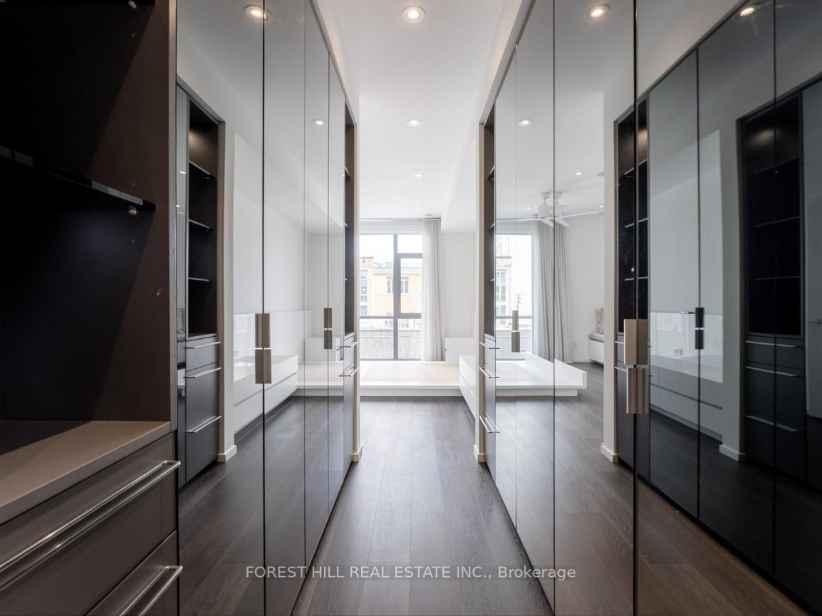 850 Richmond Street W 15