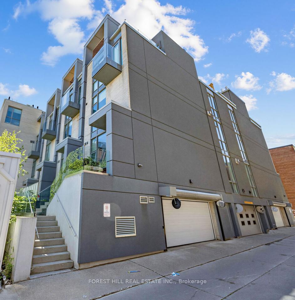 850 Richmond Street W 15