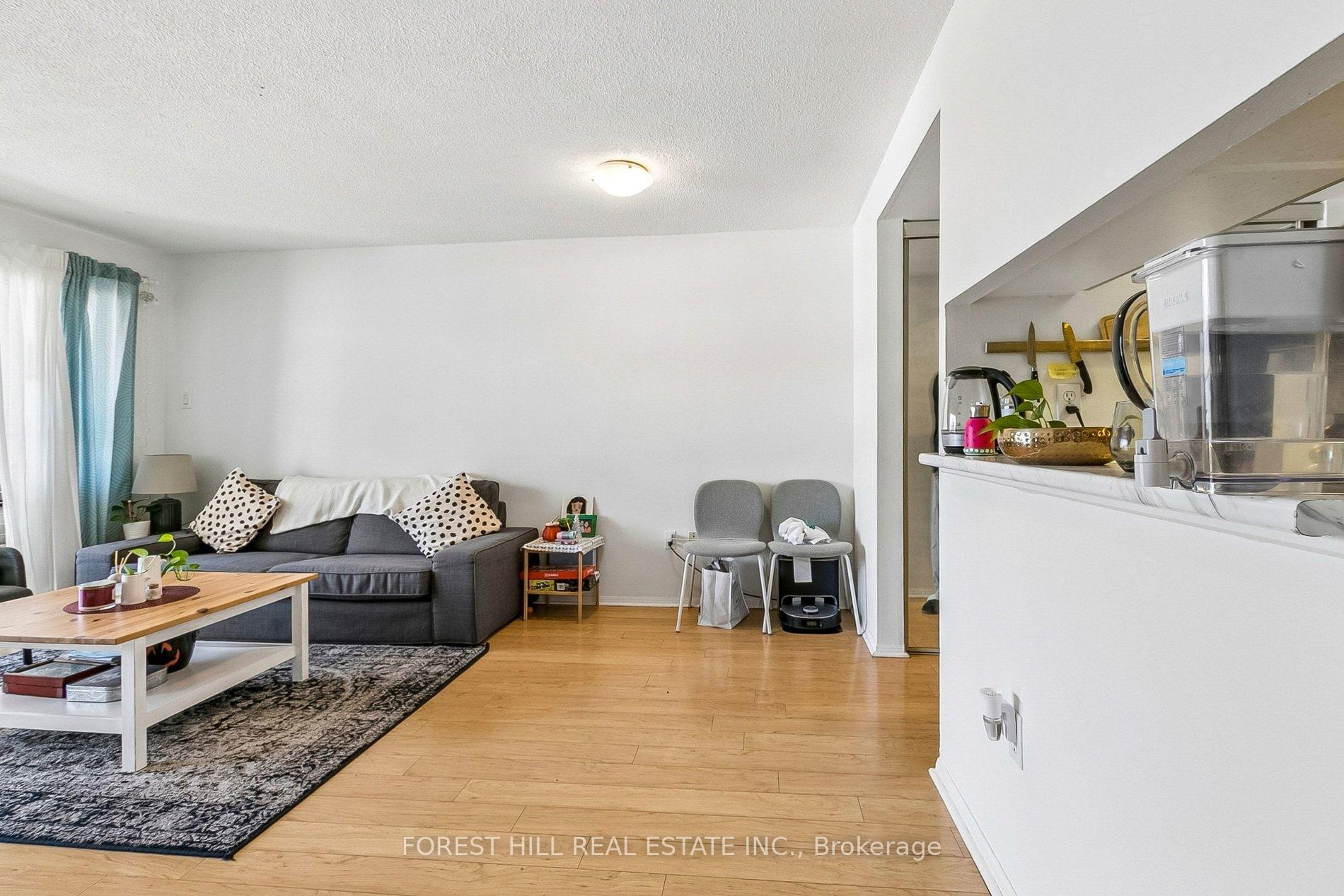 705 King Street W 1203