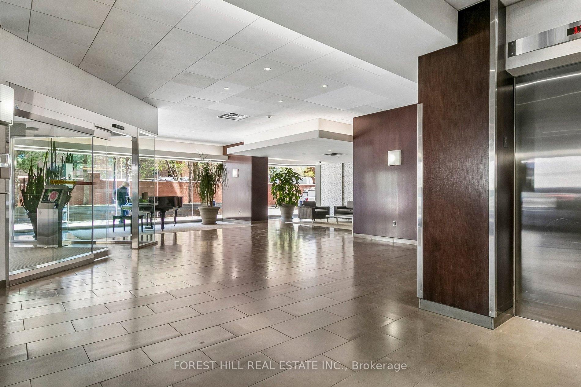 705 King Street W 1203